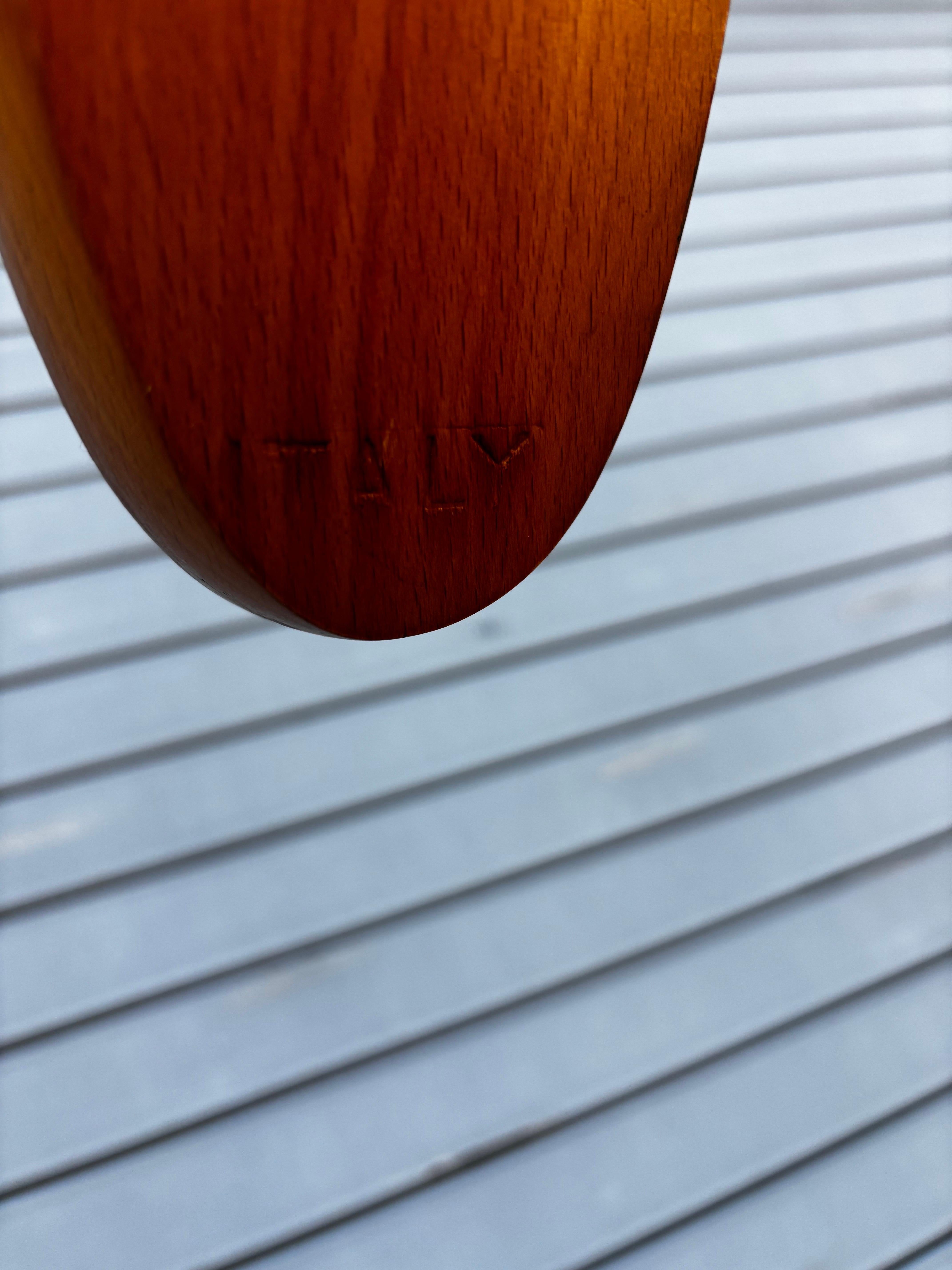 Mid-Century Modern Valet de chambre en bois italien en vente