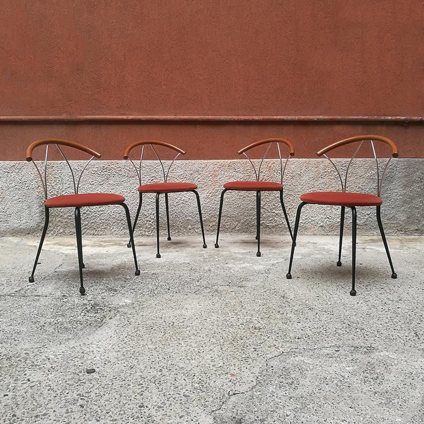 Italian wooden and chromed metal chairs, 1980s
Four chairs with curved wooden rod and chromed steel back, metal rod legs and brick red seat
Perfect conditions.