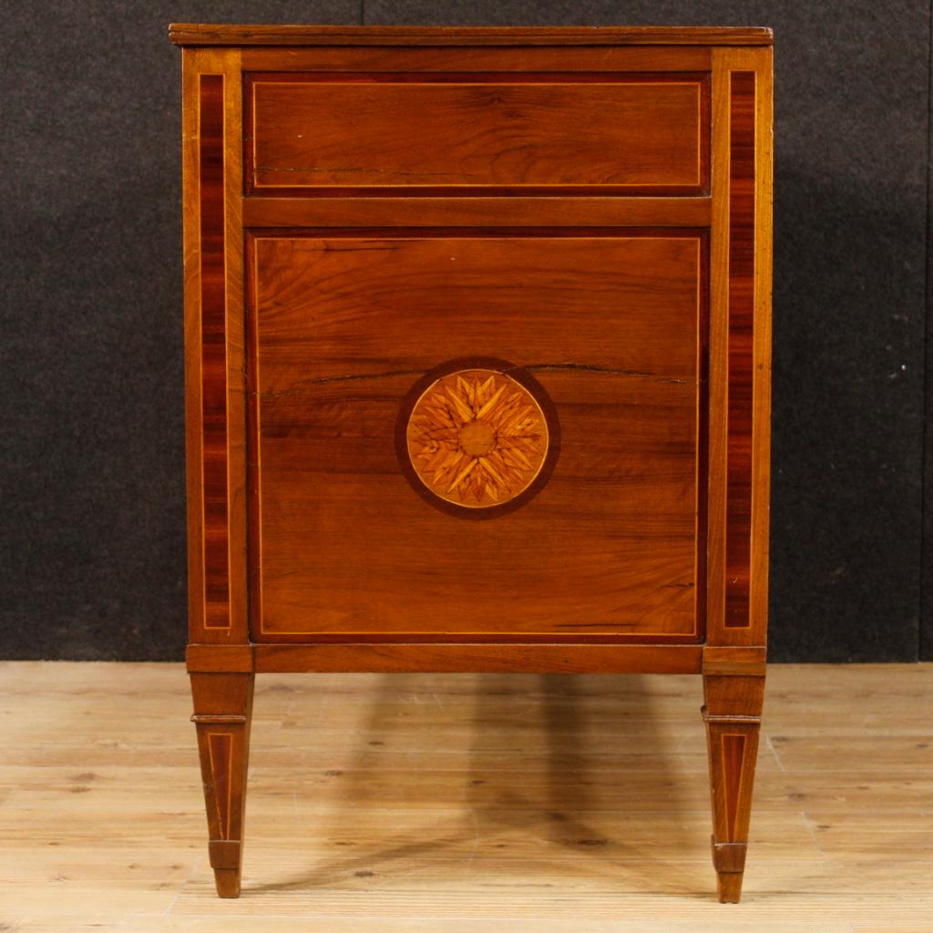 Italian Wooden Chest of Drawers in Louis XVI Style from 20th Century In Good Condition In Vicoforte, Piedmont