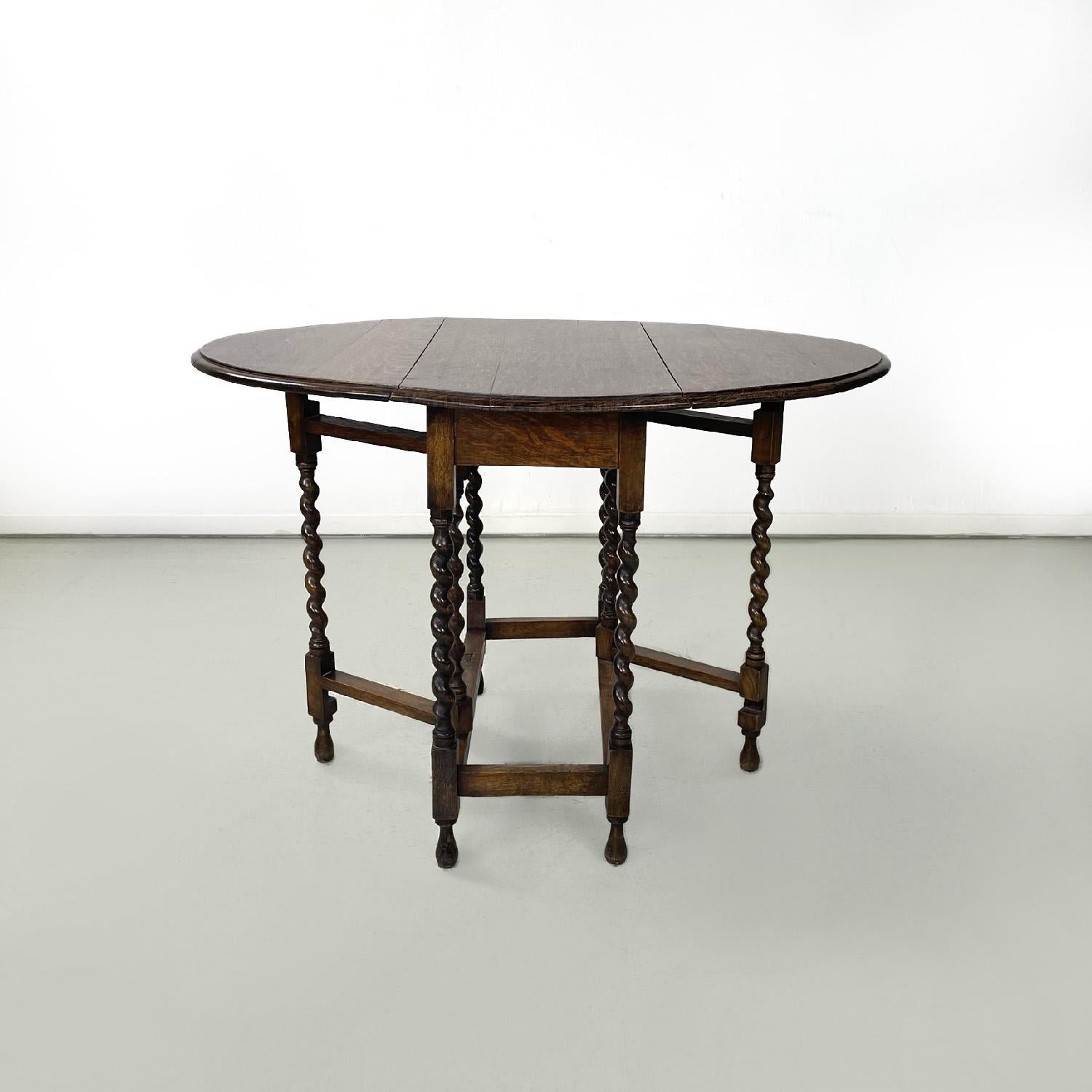 Italian wooden coffee or service table with two folding tops, 1900s
Coffee or service table made entirely of wood. It has a fixed rectangular central top, which corresponds to two lateral semicircular folding doors, so that once both are opened the