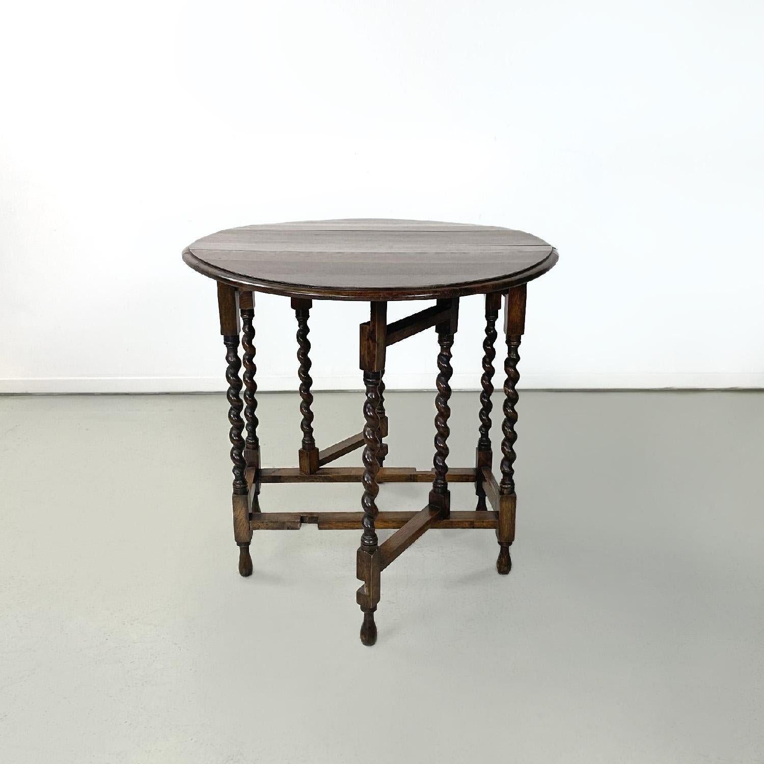 Early 20th Century Italian wooden coffee or service table with two folding tops, 1900s For Sale