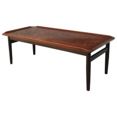 Italian Wooden Coffee Table in Rosewood, 1960s