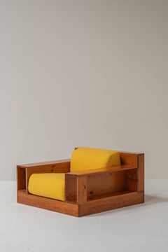 Mid-Century Modern Italian Lounge Chair, 1970s, Wood Frame, Yellow Upholstery