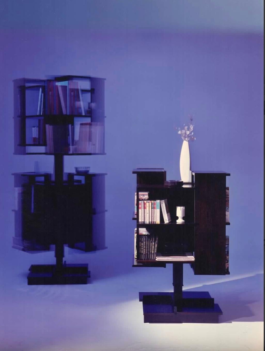 Italienisch  Modulares, sich drehbares Bücherregal aus Holz von Claudio Salocchi, Sormani, 1960er Jahre im Zustand „Gut“ im Angebot in Argelato, BO