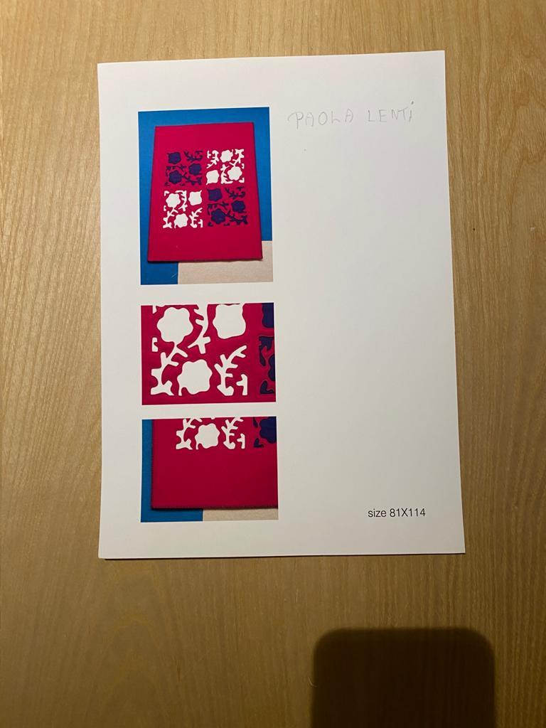 Italienischer roter italienischer Wollteppich mit Blume von Paola Lenti, 1990 im Angebot 1