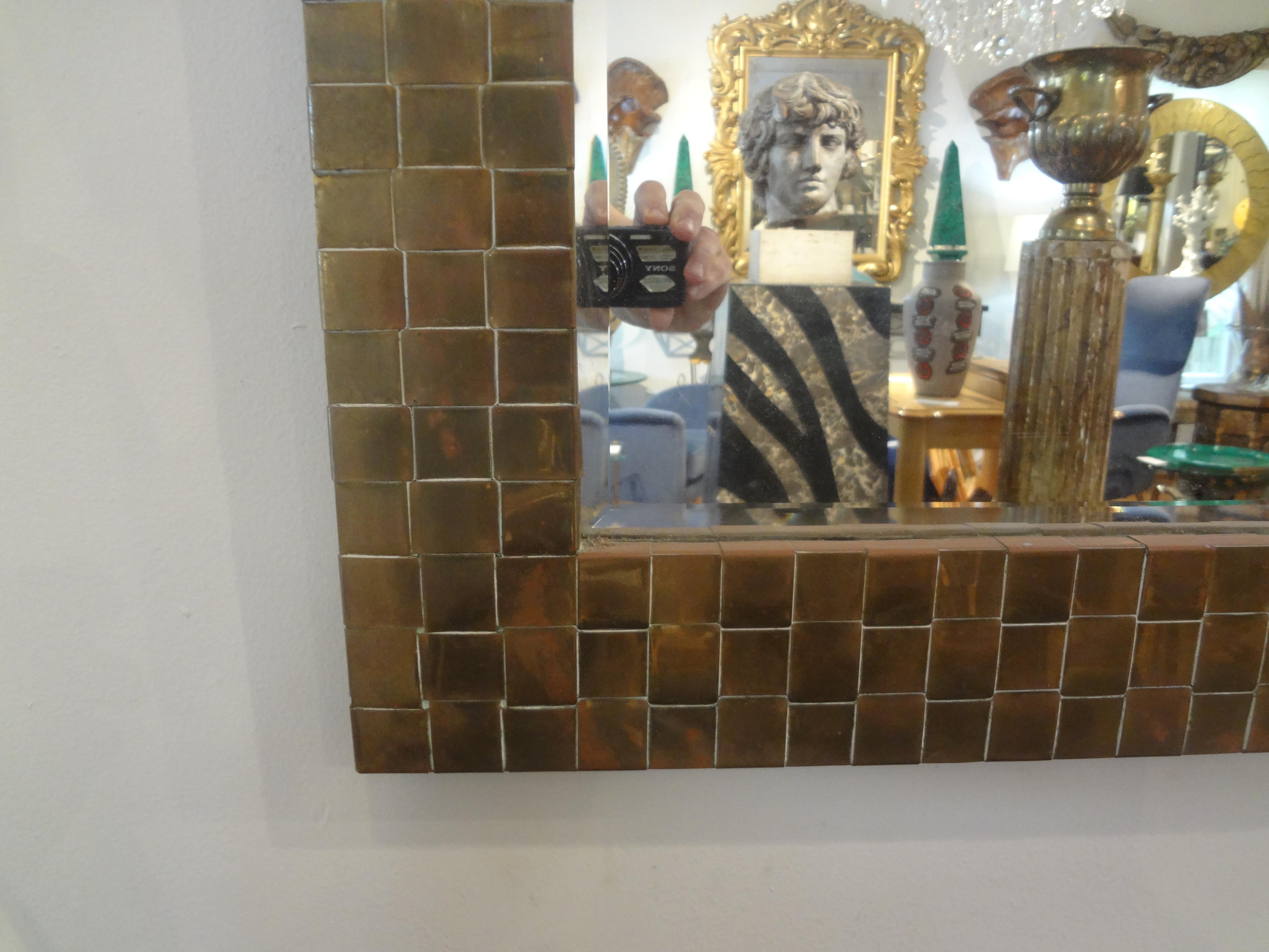 Mid-Century moderno Specchio italiano smussato in ottone intrecciato in vendita