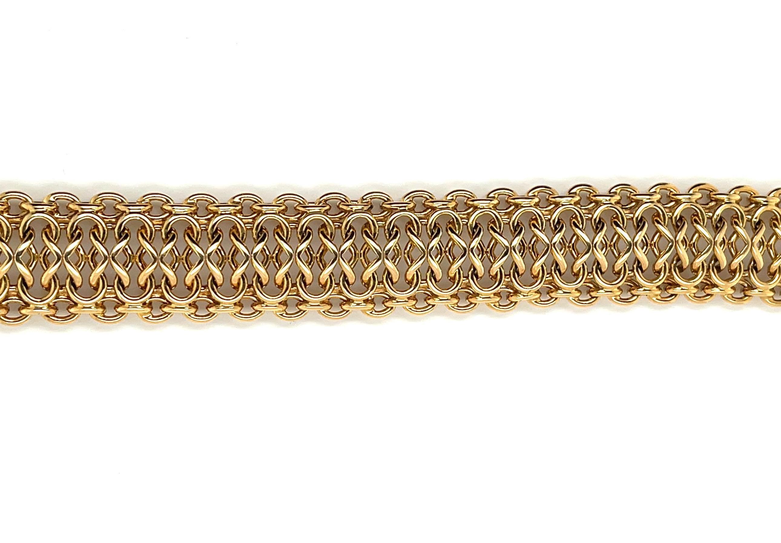 Artisan Italian Woven Link Bracelet in 18k Yellow Gold For Sale