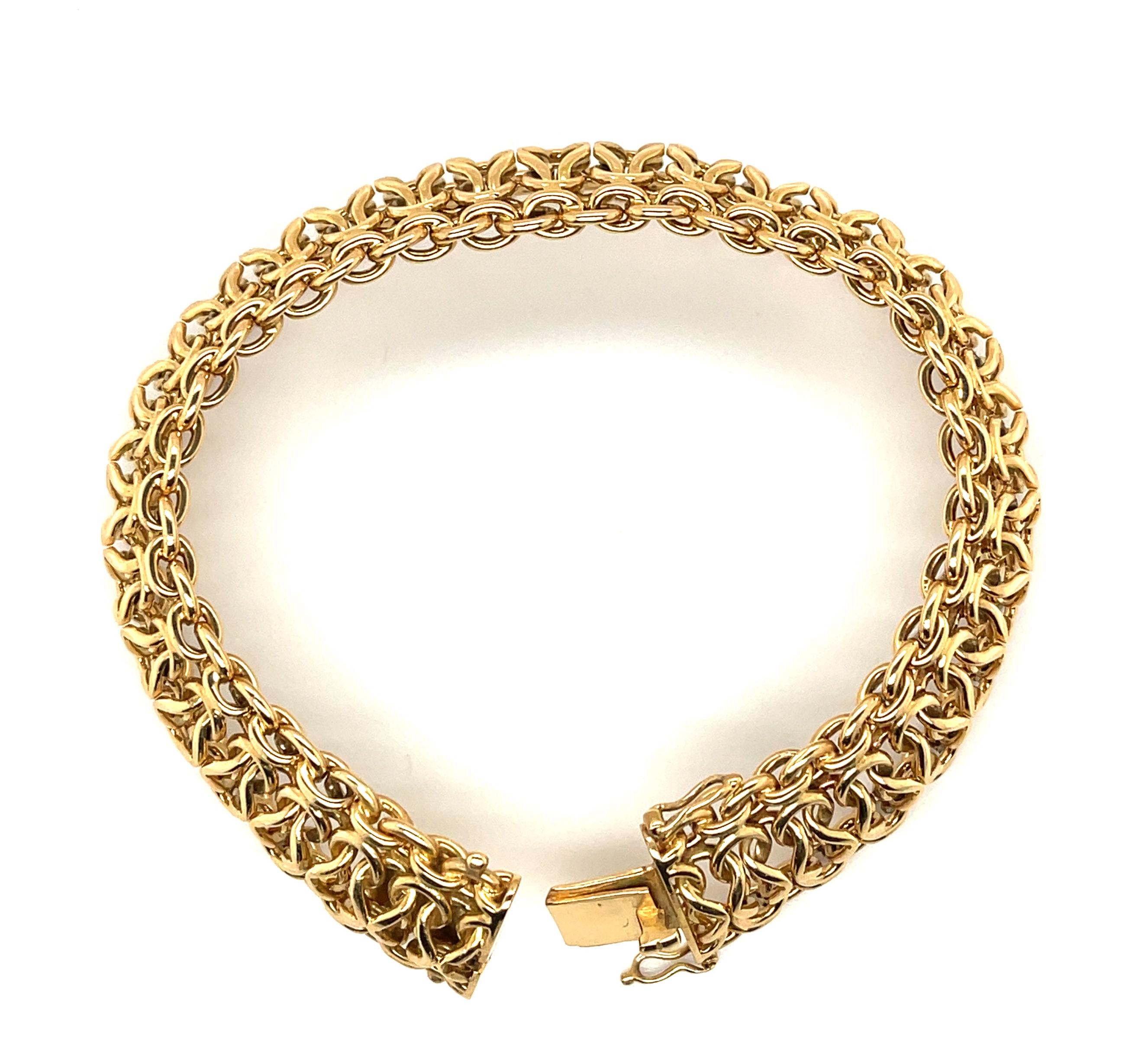 Women's or Men's Italian Woven Link Bracelet in 18k Yellow Gold For Sale