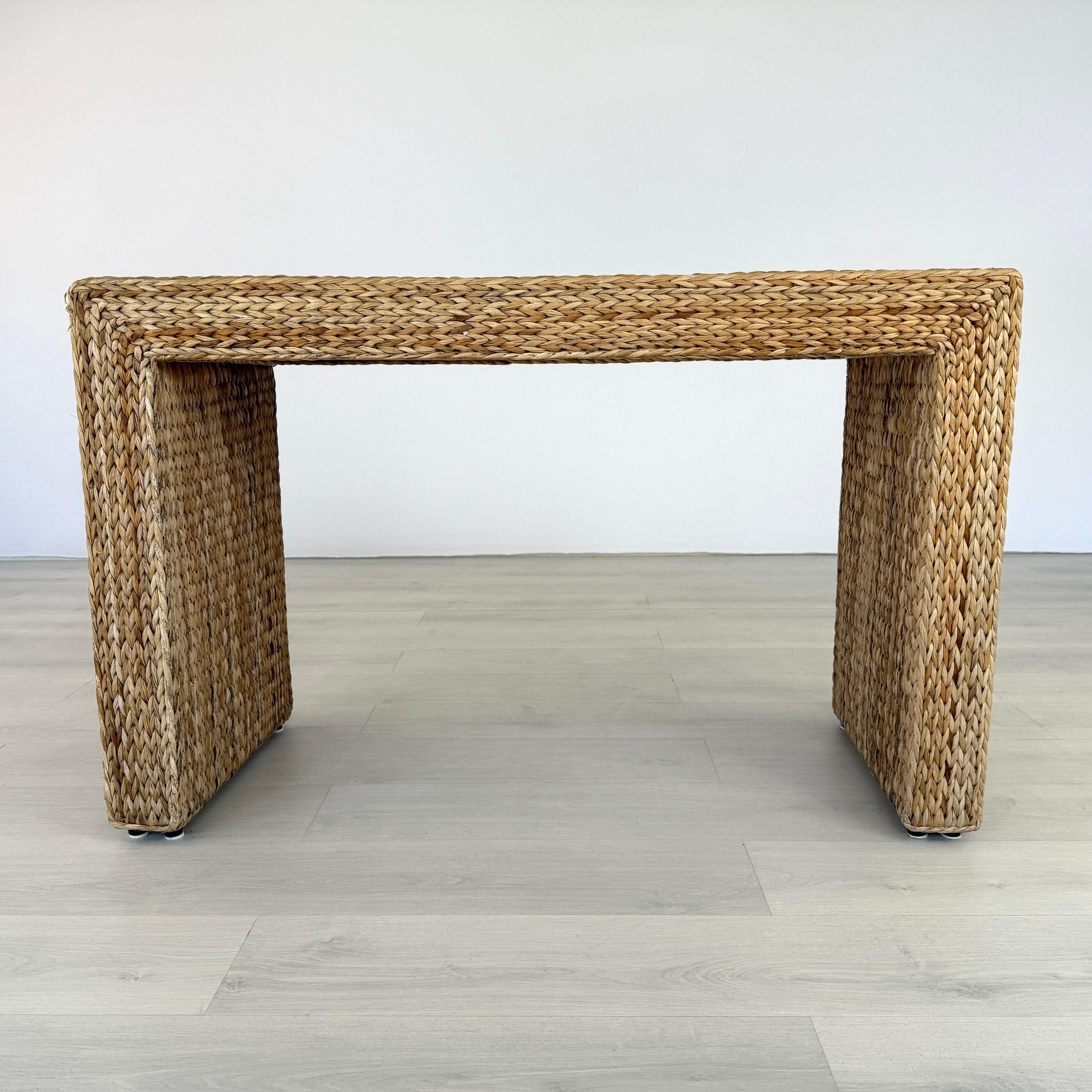 Mid-Century moderno Console italiana in vimini intrecciato, anni '70 in vendita