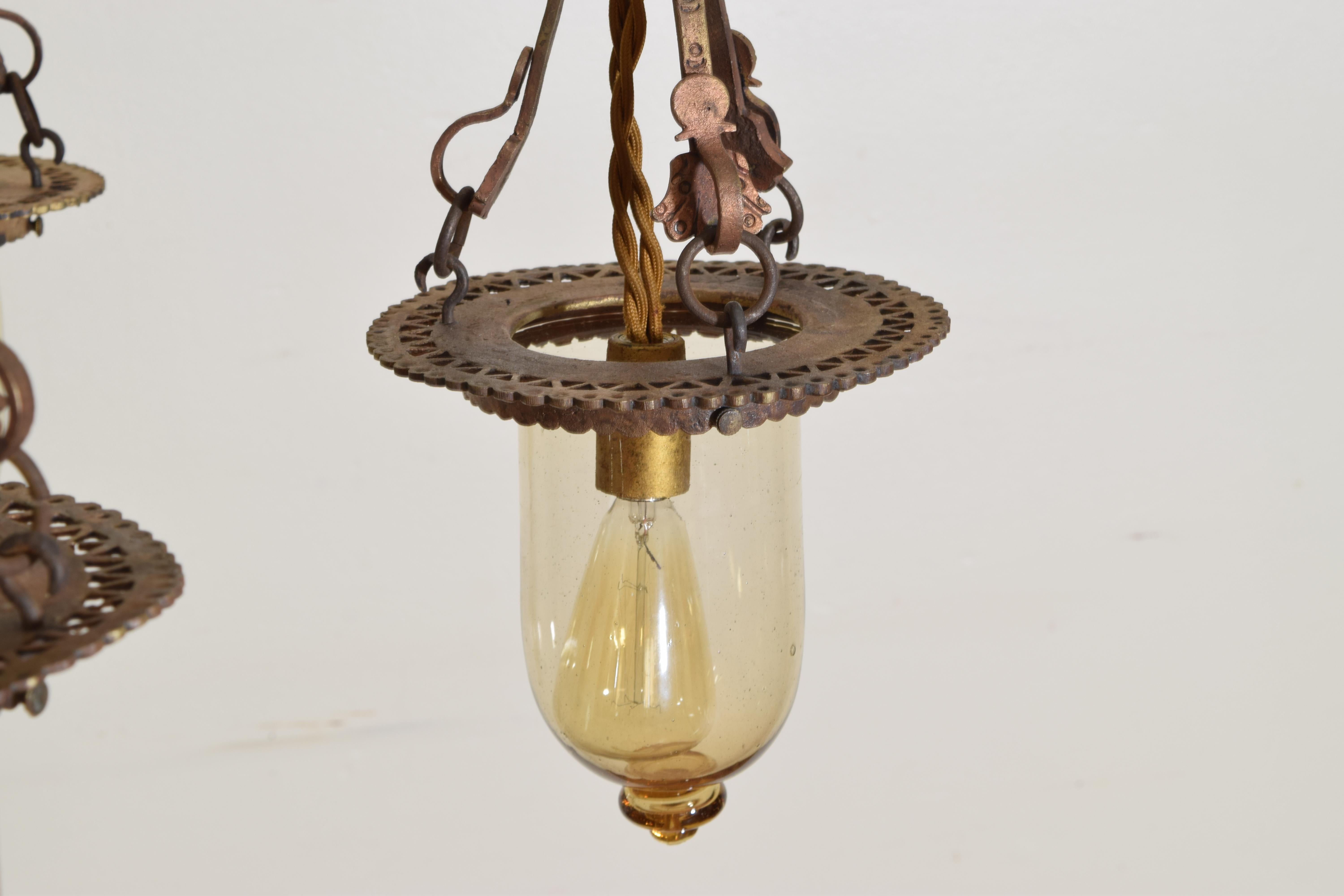 Italian Wrought Iron and Blown Glass 5-Light Lantern Chandelier, 19th Century 7