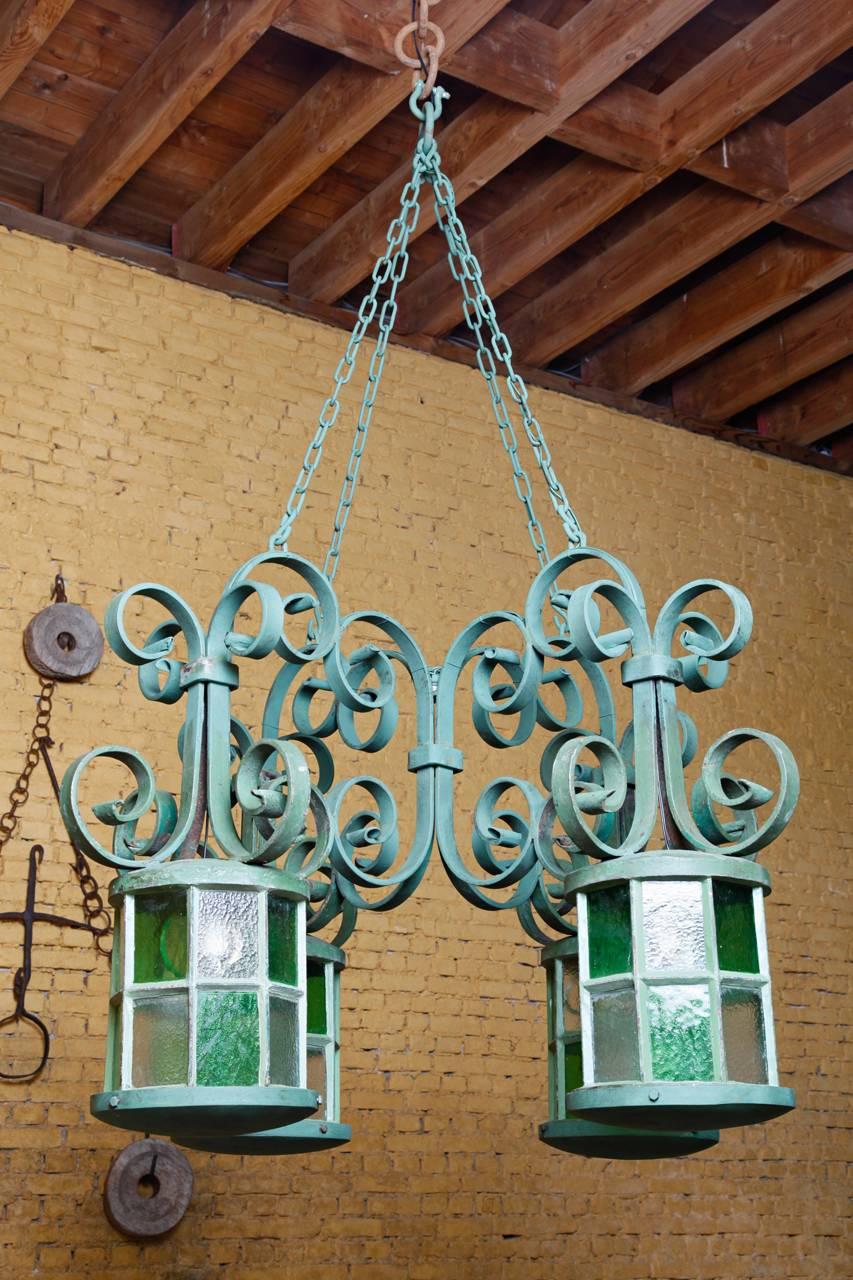 Italian Wrought Iron Chandelier, circa 1940 In Good Condition For Sale In Sint-Kruis, BE