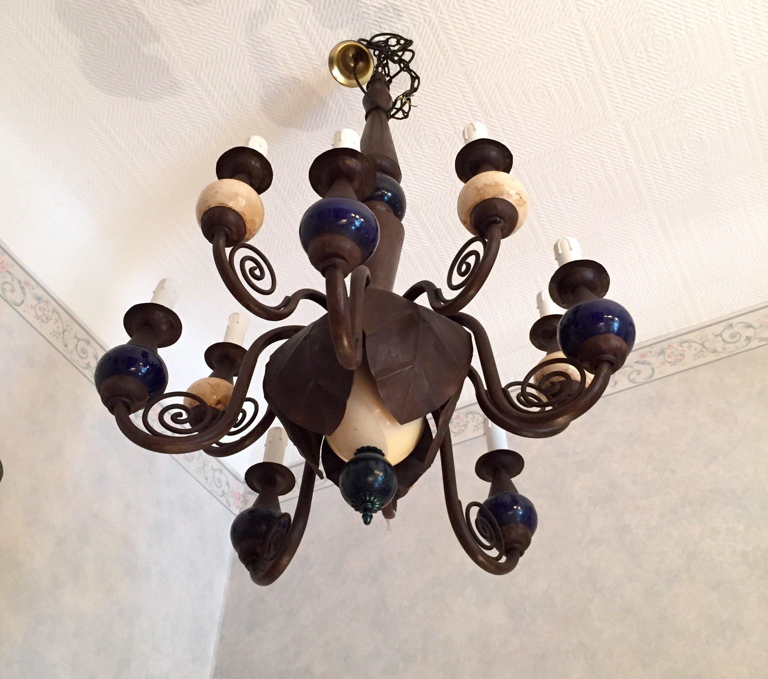 Italian Wrought Iron Chandelier Flower Bulb Structure with Ostrich Eggshell In Fair Condition For Sale In Milan, IT