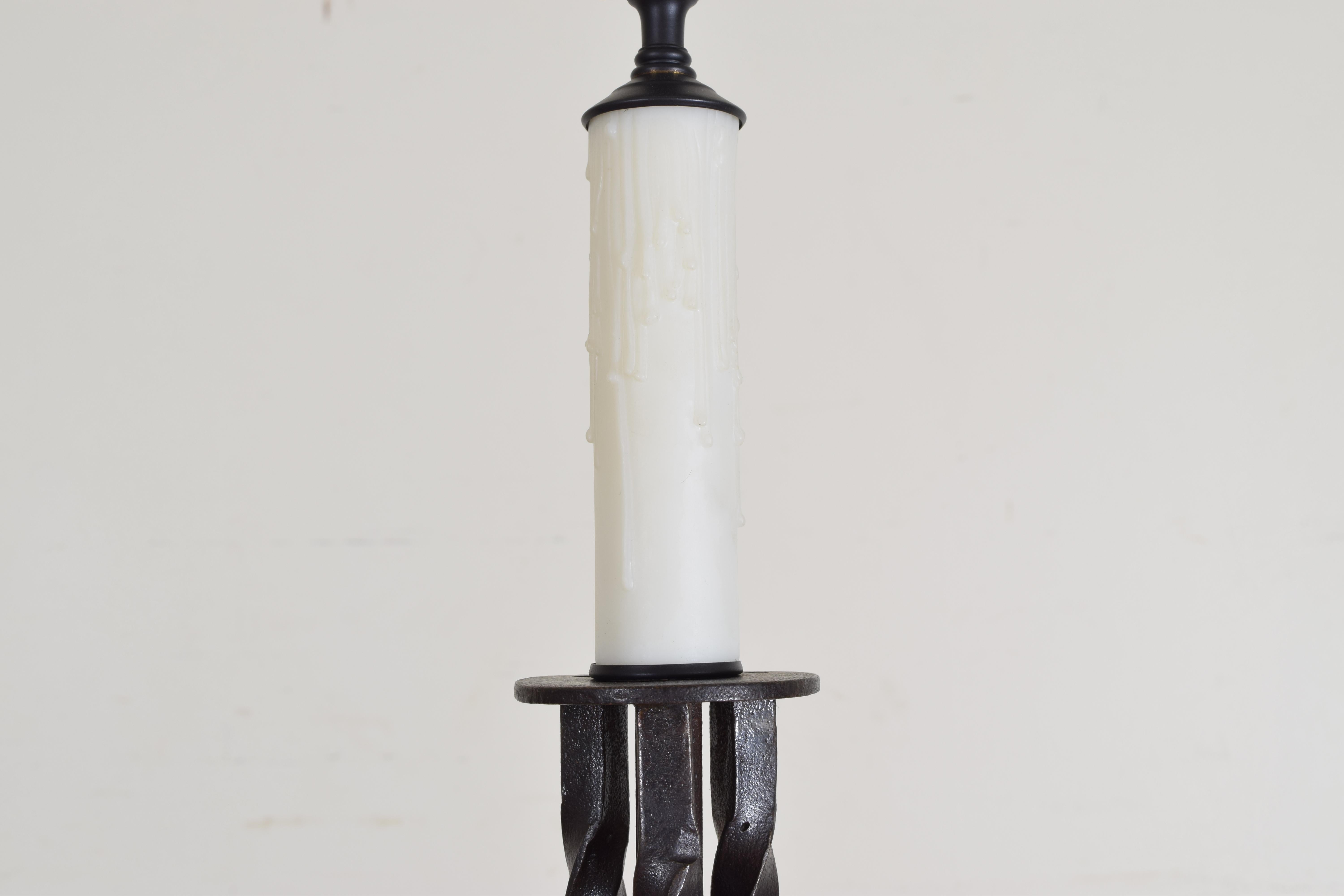 Italian Wrought Iron Floor Lamp, Three-Spiral Twists, 20th Century 2