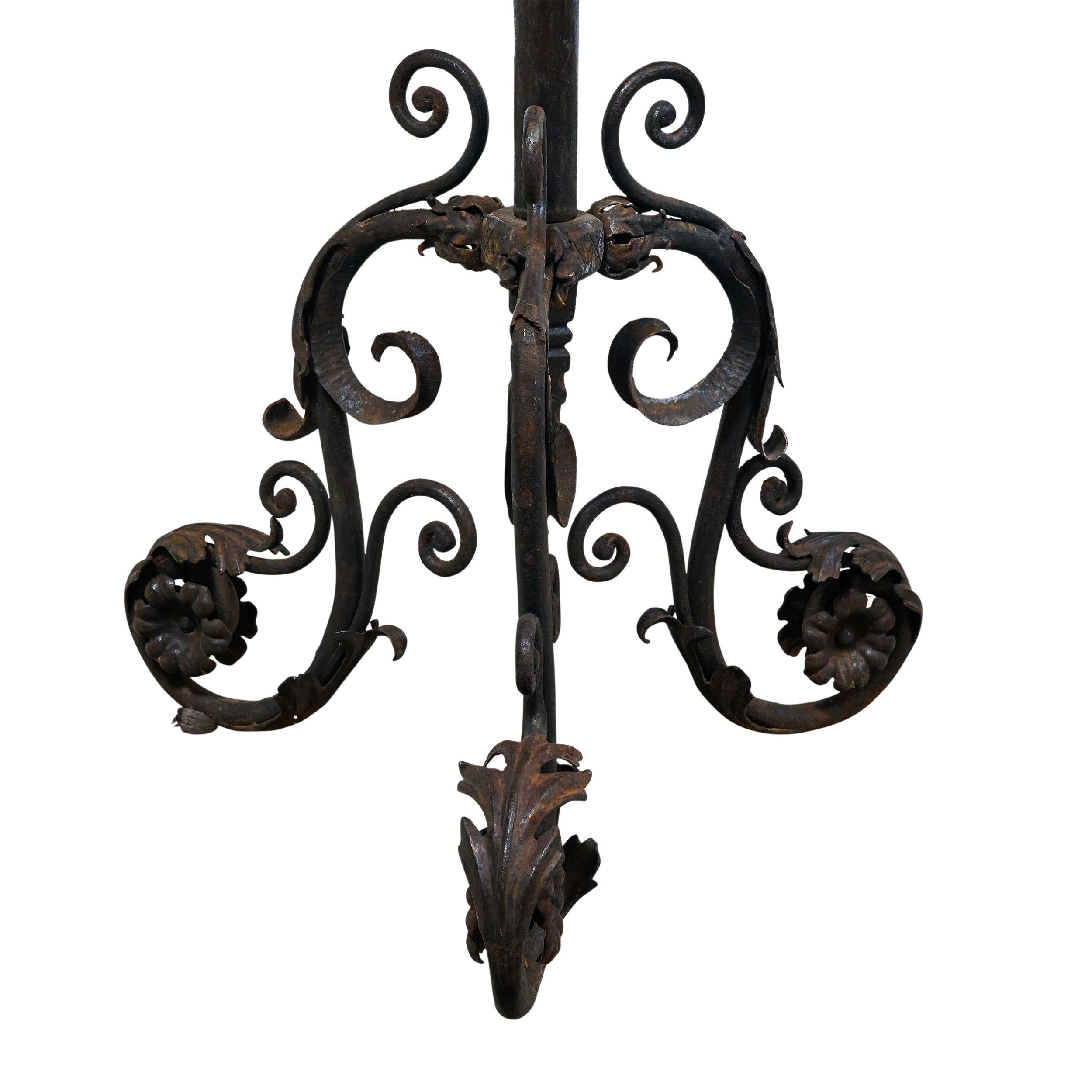 Italian Wrought Iron Planter with Decorative Beastie Heads For Sale 3