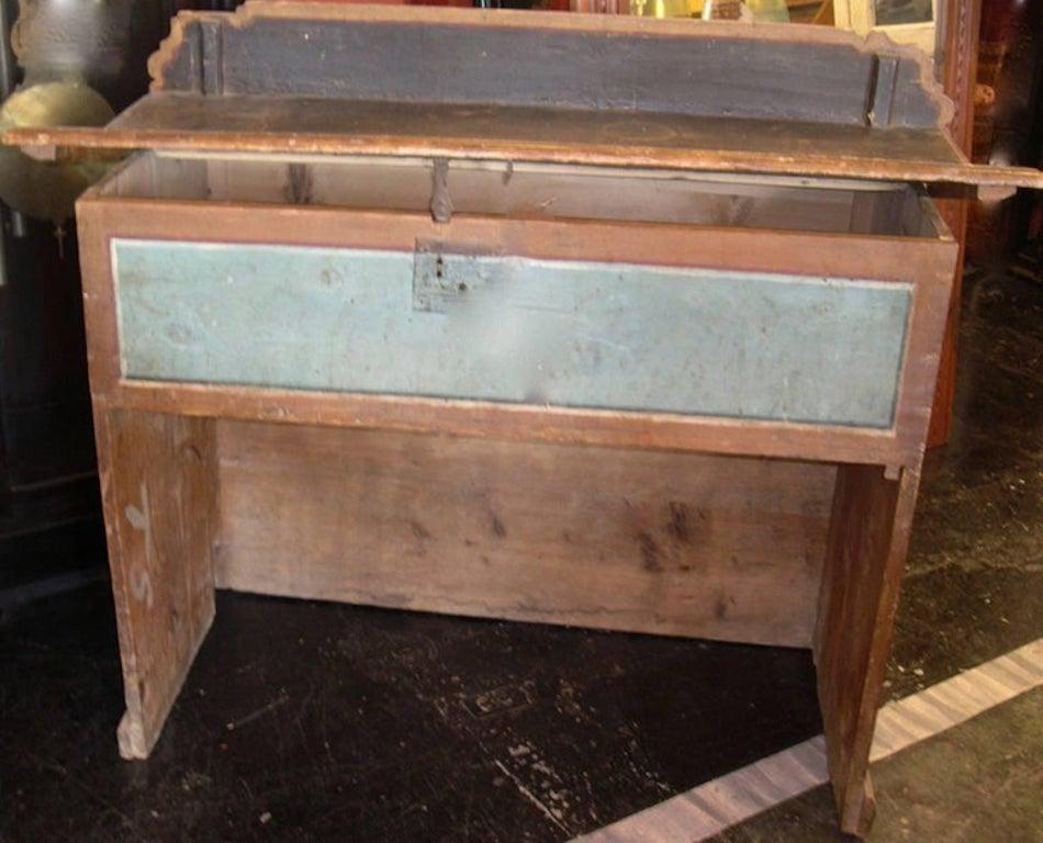 Iron Italian XIX Painted Pine Counter with Inner Chamber and Original Hardware For Sale