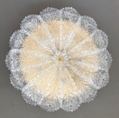 Lustre italien encastré XL du milieu du siècle dernier avec grille en verre de Murano, 1970