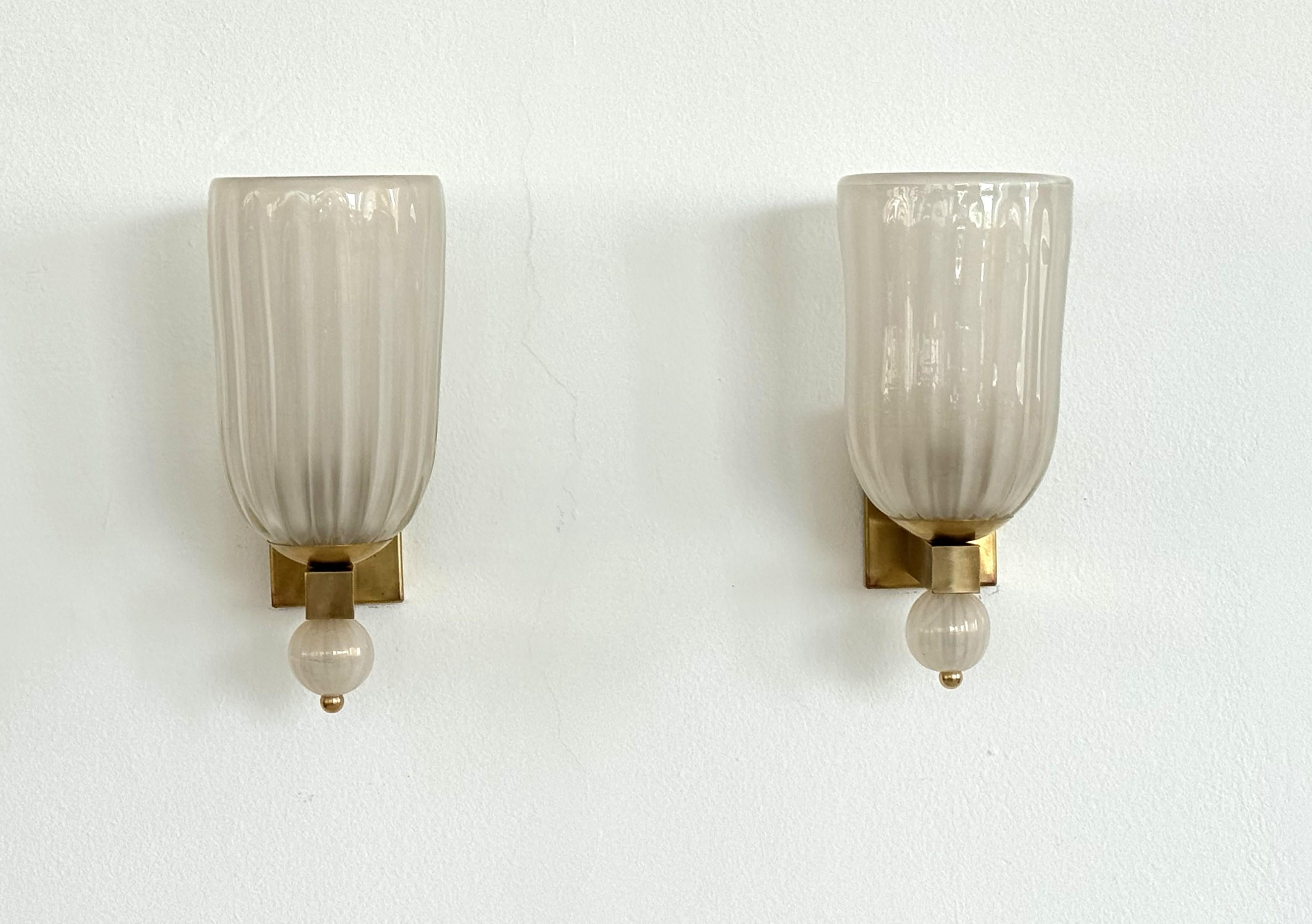 Apliques Italianos XL de Cristal de Murano y Latón en Estilo Art Déco, Década de 1990 en venta 4