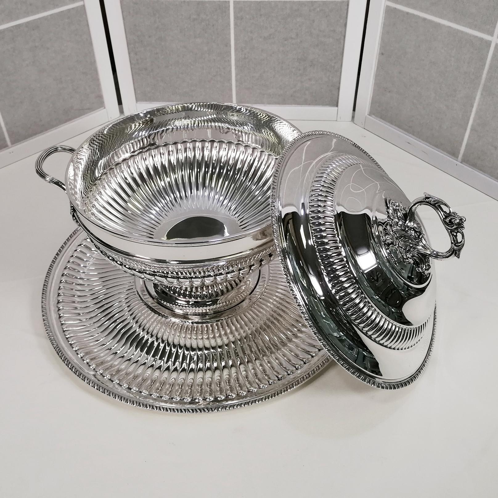 Italienische Suppenterrine aus Sterlingsilber im Queen Ann-Stil des XXI. Jahrhunderts im Angebot 2