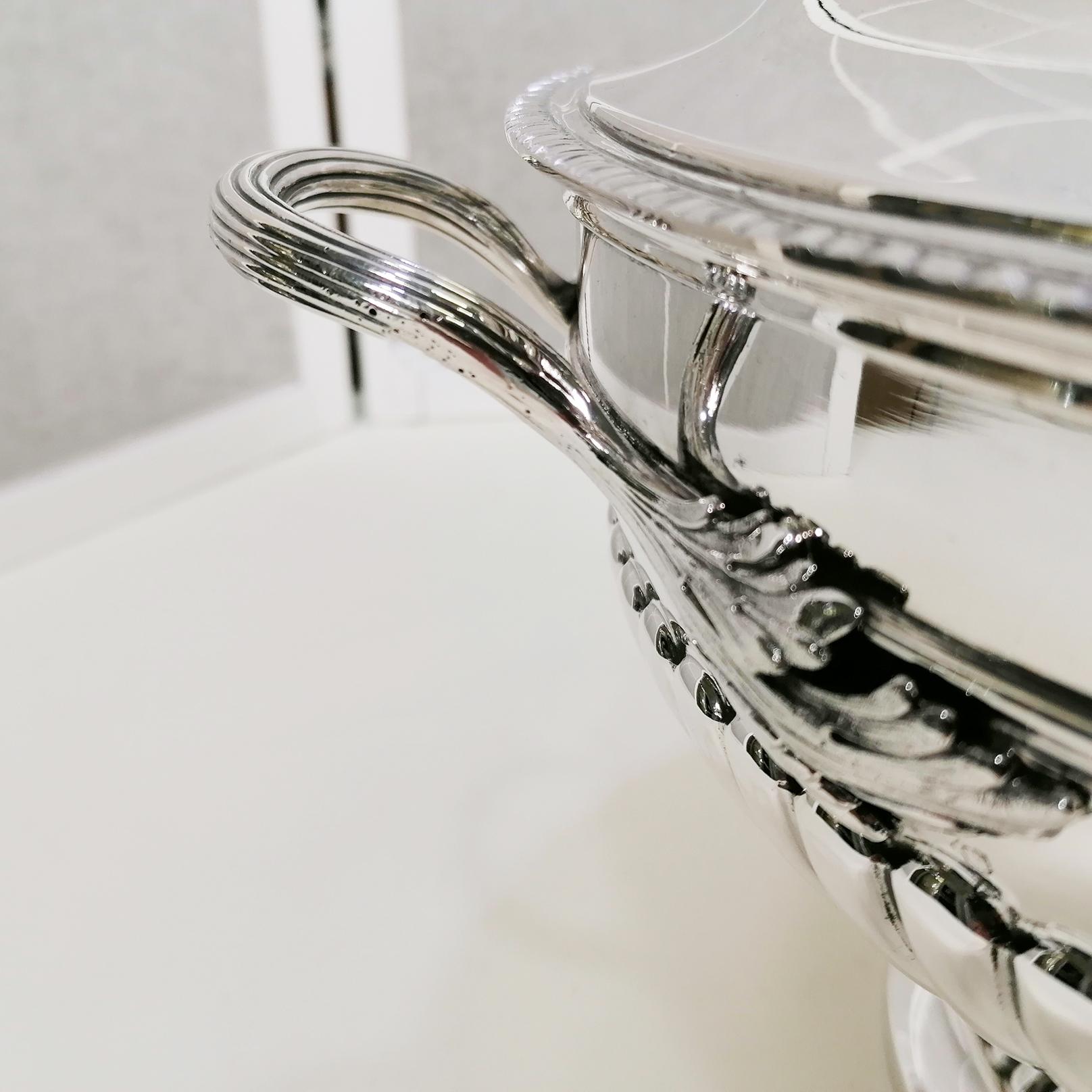 Italienische Suppenterrine aus Sterlingsilber im Queen Ann-Stil des XXI. Jahrhunderts im Angebot 6