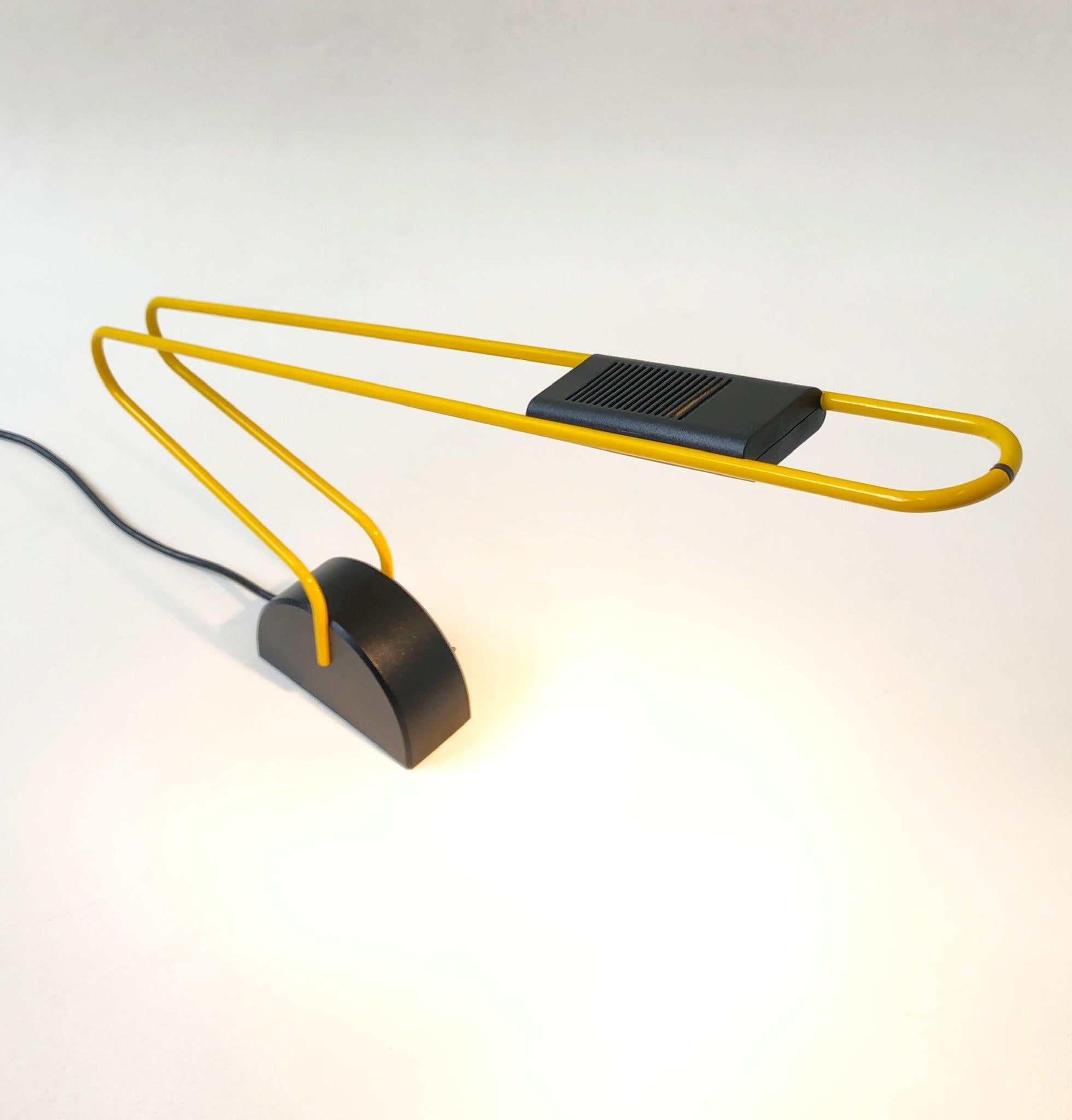 Post-Modern Italian Yellow and Black Postmodern Desk Lamp For Sale