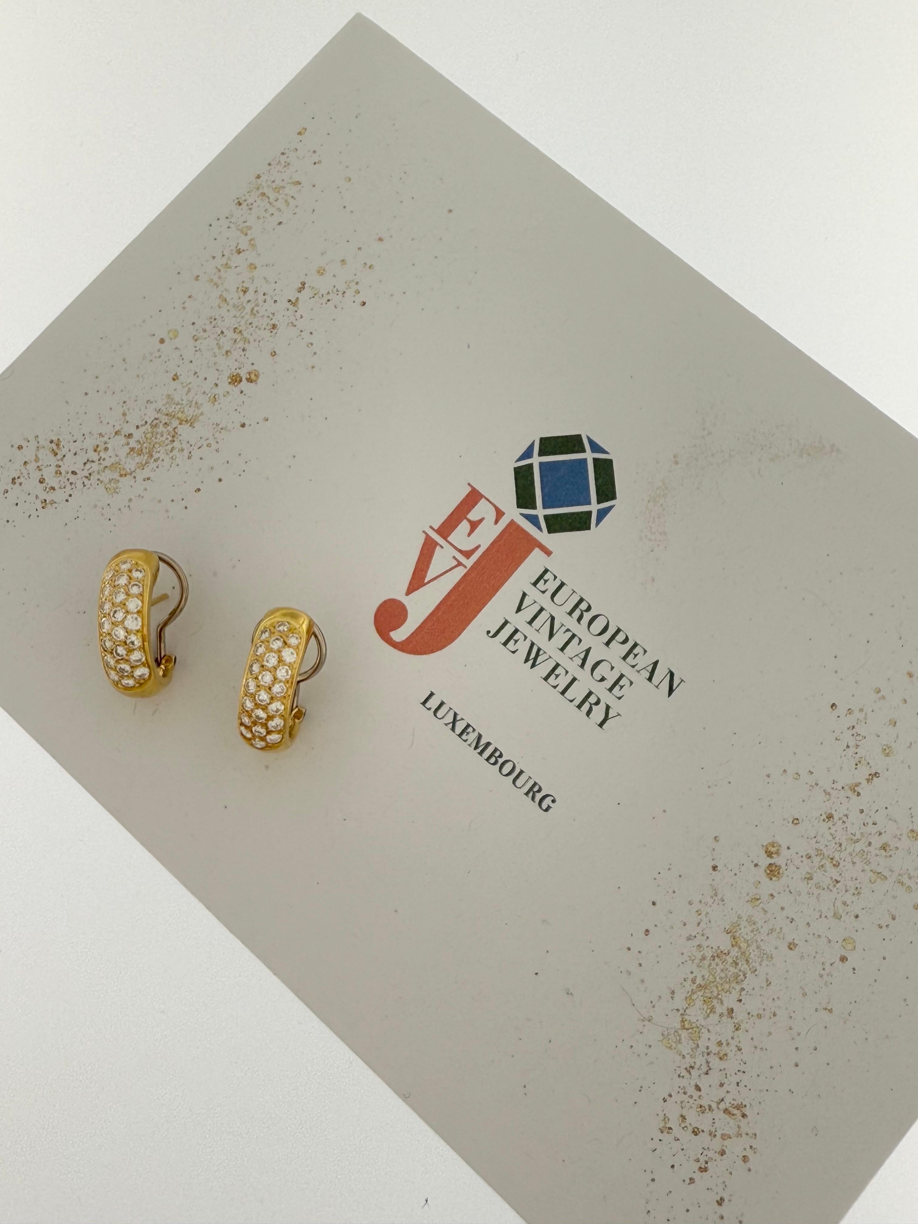 Orecchini in oro giallo e bianco italiano con diamanti In condizioni buone in vendita a Esch sur Alzette, Esch-sur-Alzette