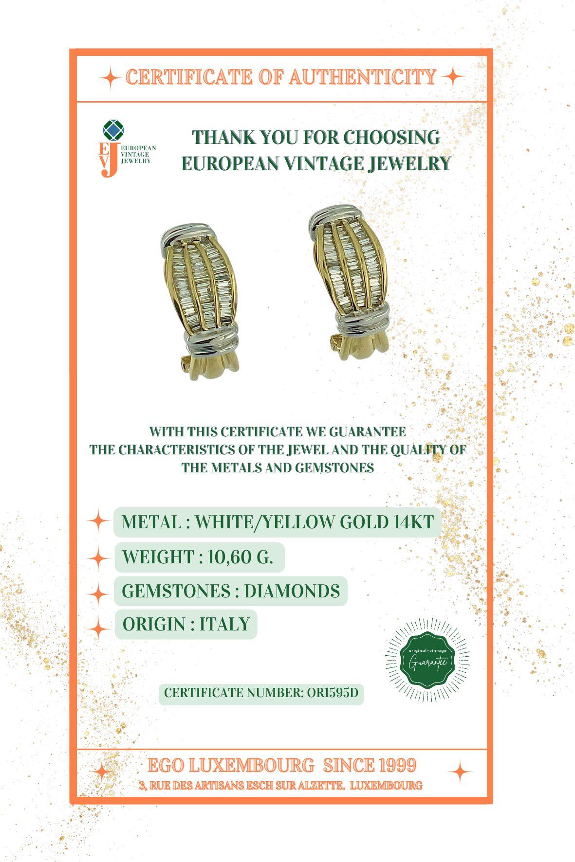 Boucles d'oreilles italiennes en or jaune et blanc avec diamants en vente 3