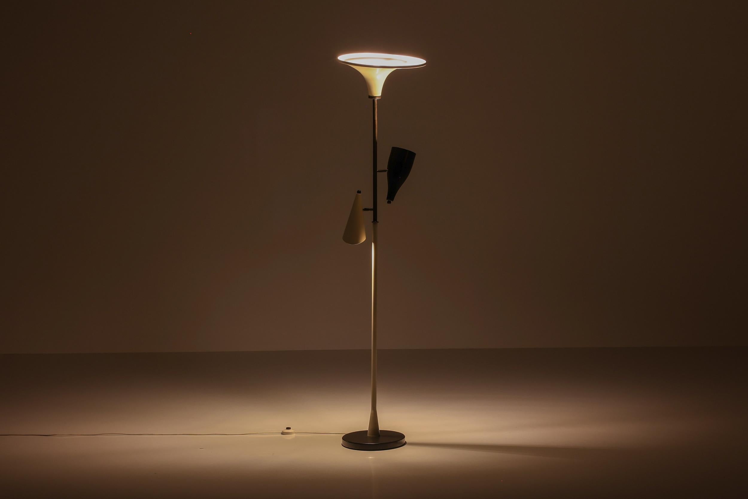 Italian Yellow & Black Floor Lamp, Mid-Century Modern, Space Age, 1950's For Sale 5
