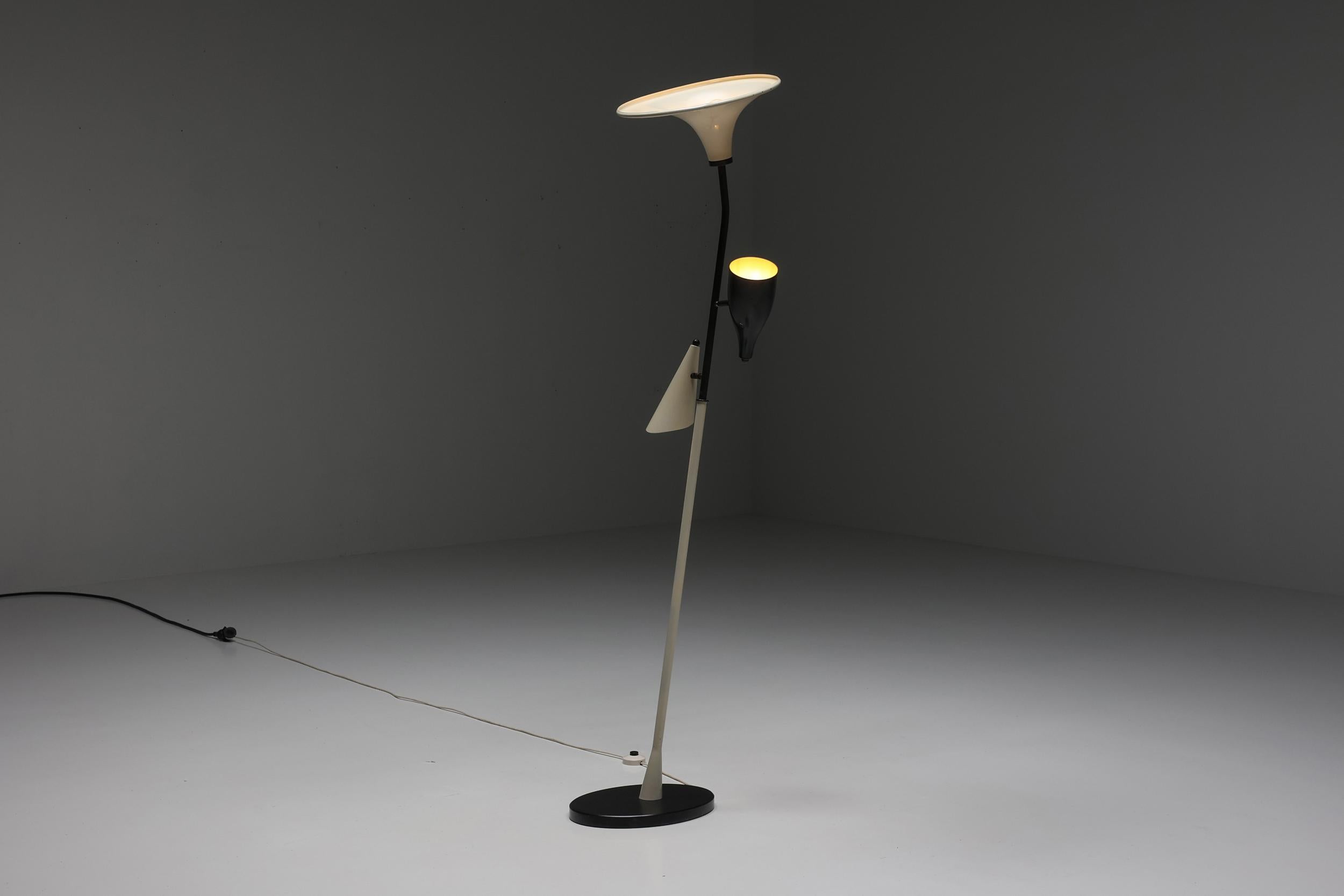 Italian Yellow & Black Floor Lamp, Mid-Century Modern, Space Age, 1950's In Excellent Condition For Sale In Antwerp, BE