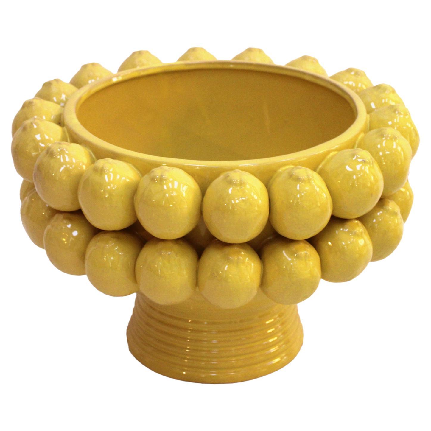 Vase italien en céramique jaune avec motifs de fruits jaunes citron en vente