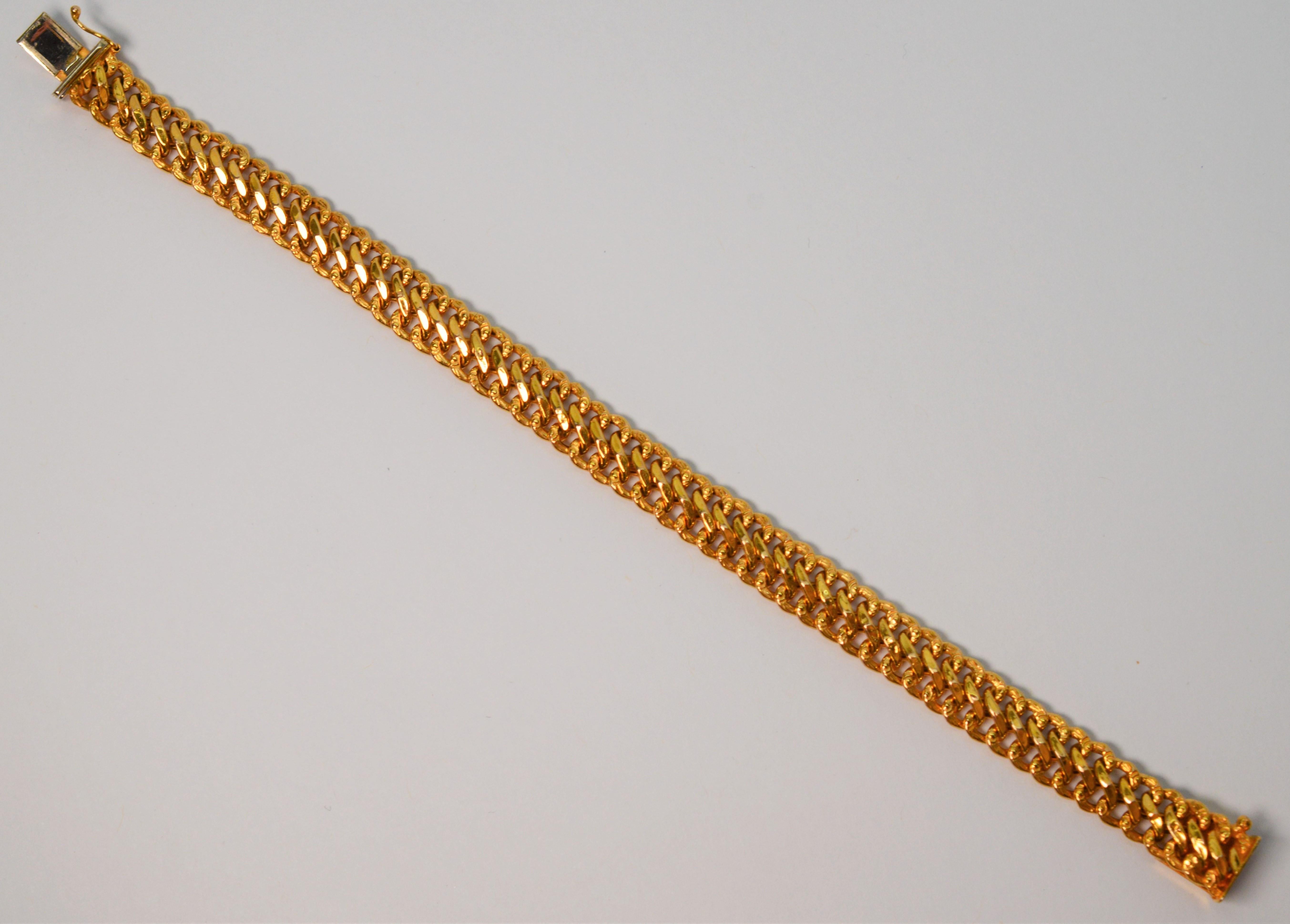 Italian Yellow Gold Bismarck Chain Bracelet In Excellent Condition For Sale In Mount Kisco, NY