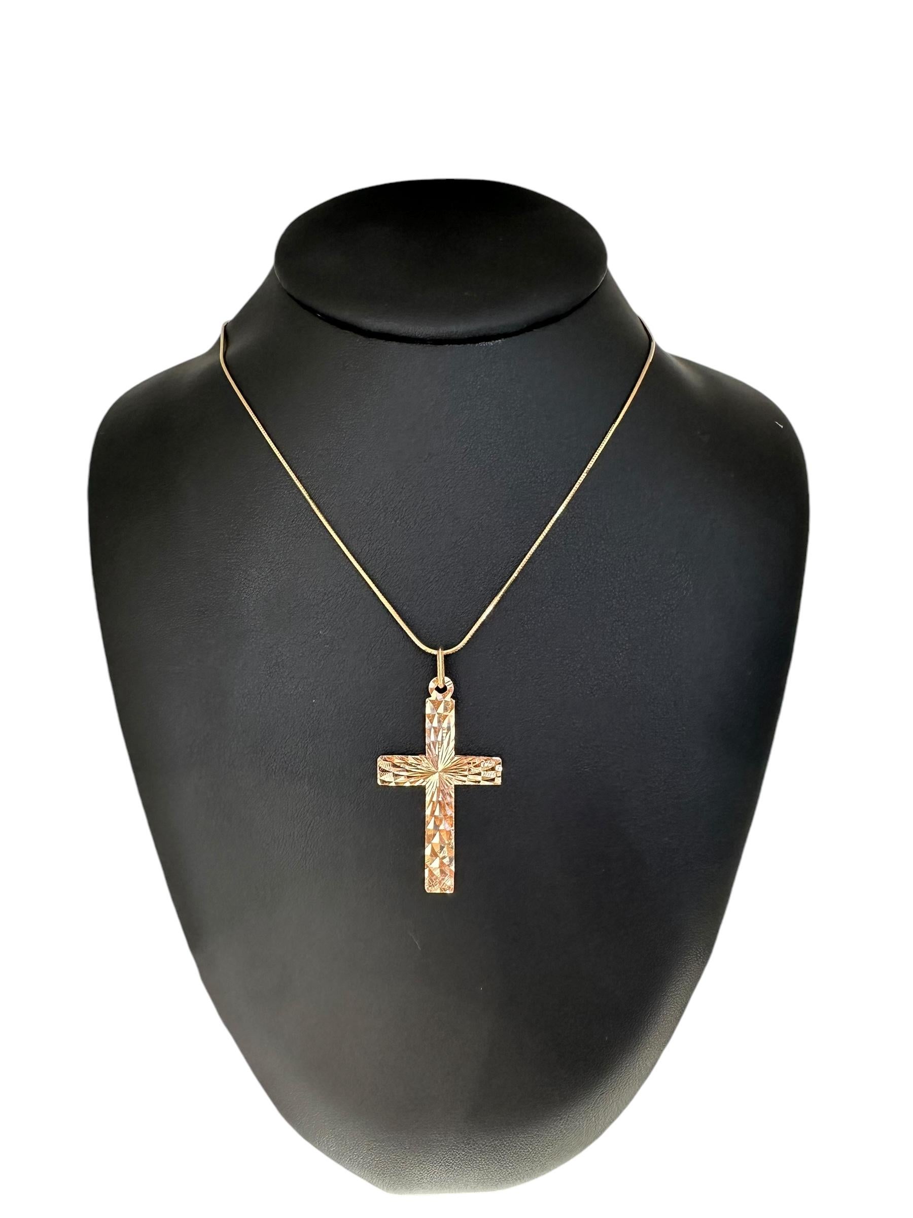 Modern Italian Yellow Gold Cross 
