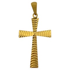 Italienisches italienisches Gelbgoldkreuz mit geometrischem Design