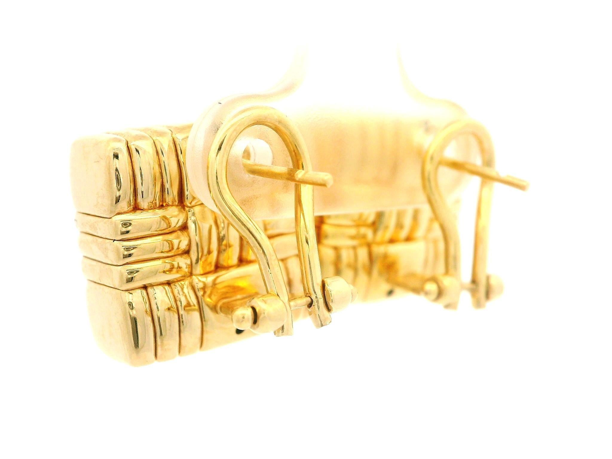 Italian Yellow Gold Dual Finish Basket Weave Square Button Omega Earrings For Sale 3