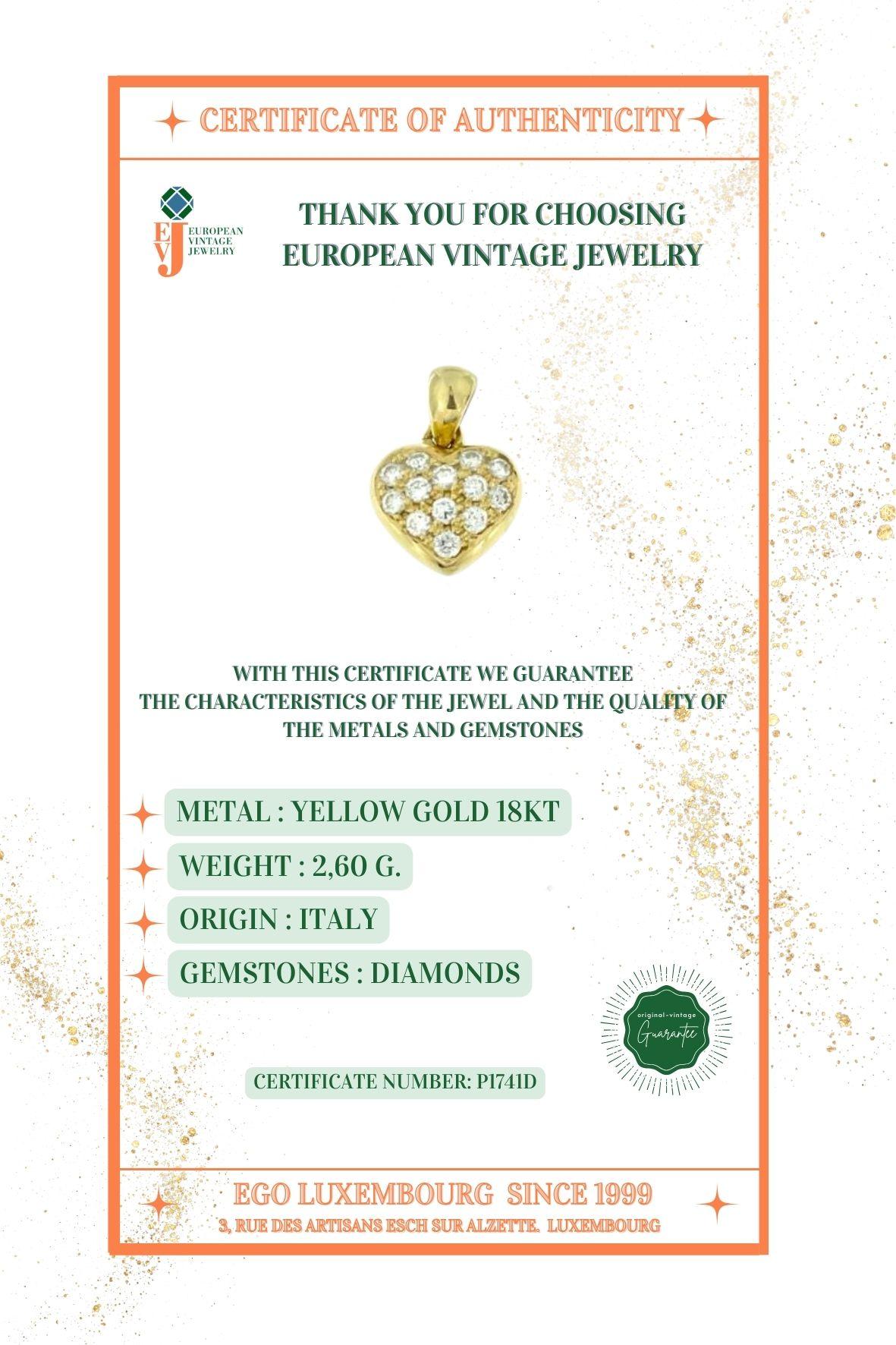 Women's or Men's Italian Yellow Gold Heart Pendant with Diamonds For Sale
