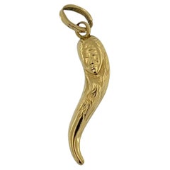 Italian Yellow Gold Lucky Horn Pendant