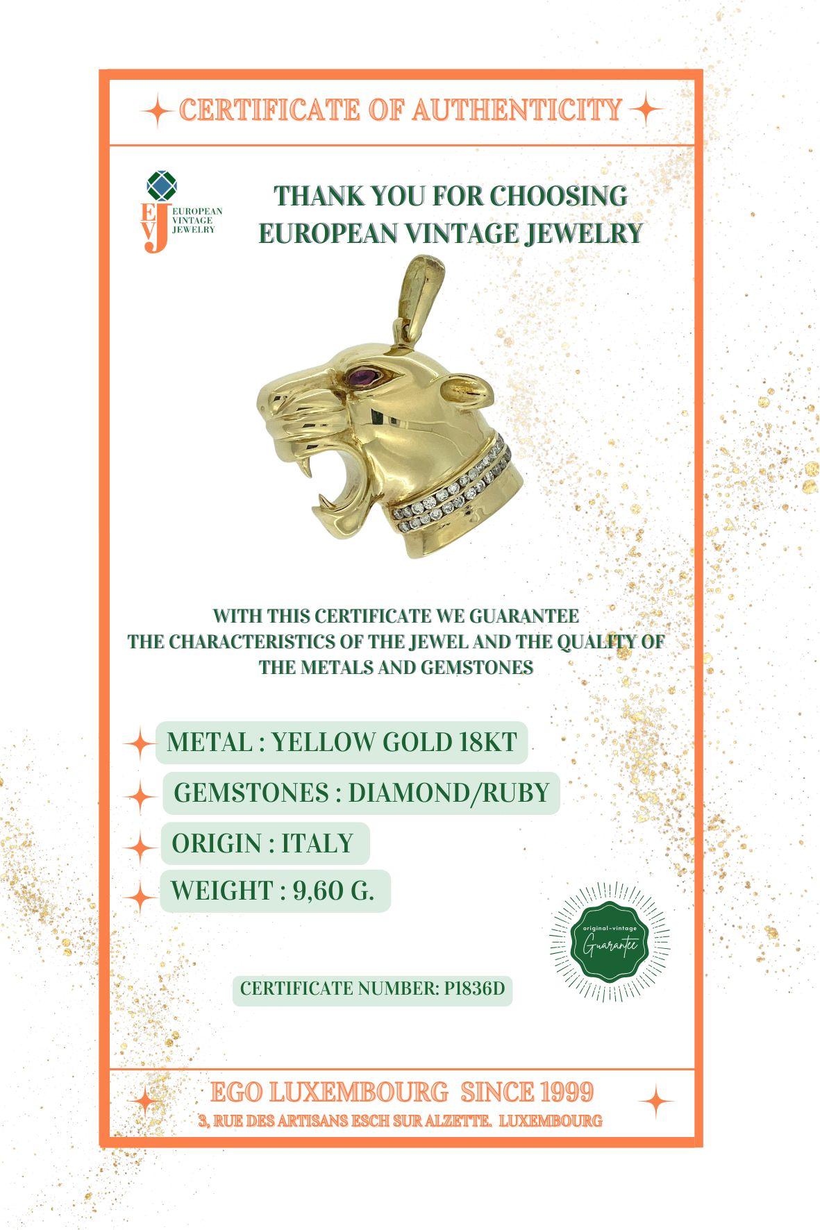 Pendentif tête de panthère italienne en or jaune avec diamants et rubis en vente 3