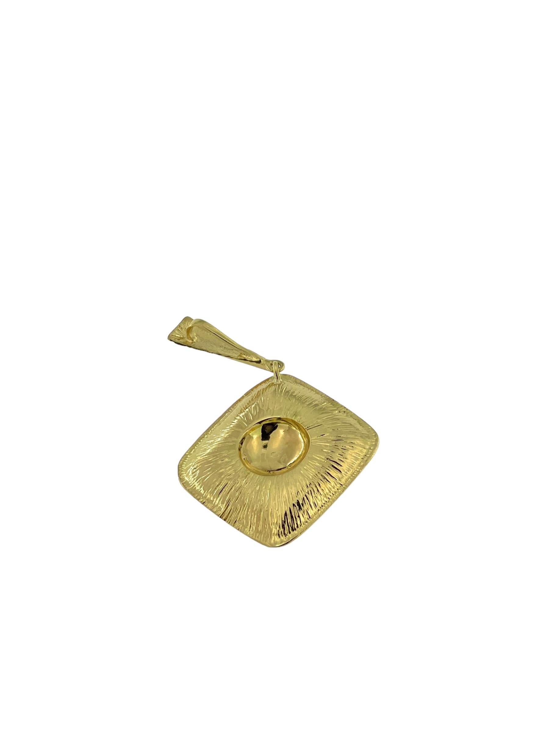 Italian Yellow Gold Pendant with Natural Pearls For Sale 6
