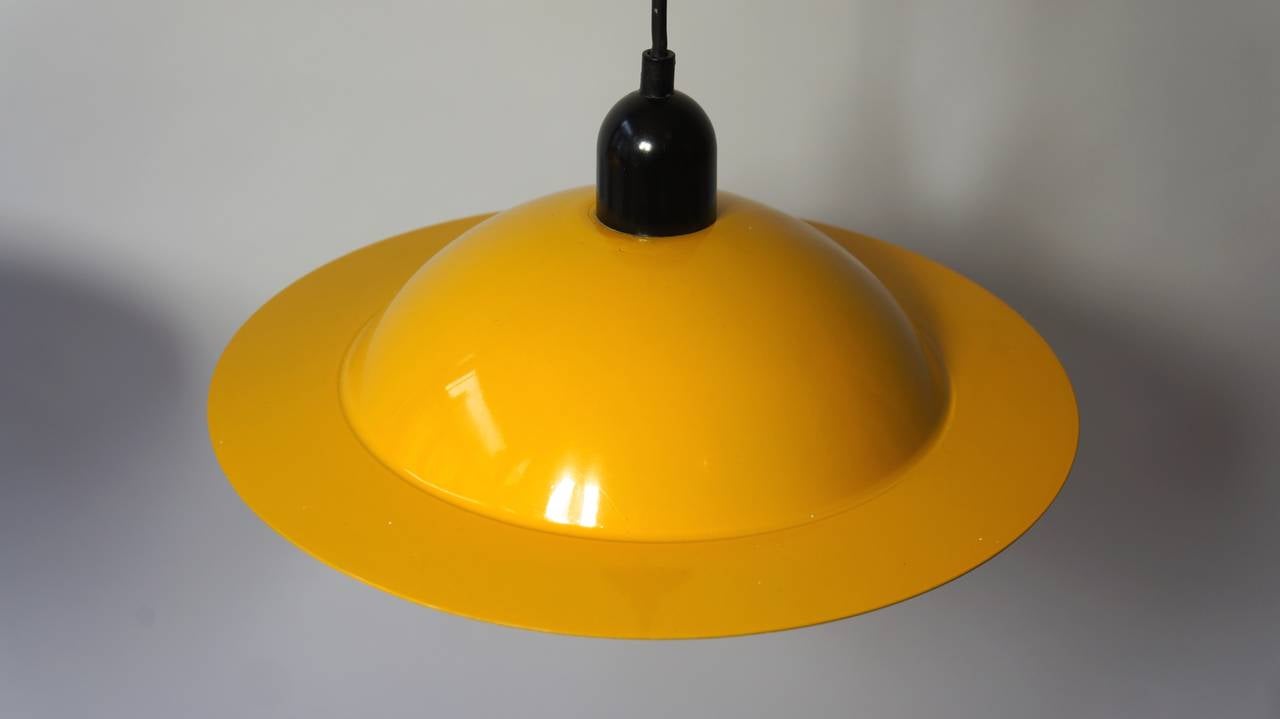 Italian Yellow Pendant Lights by Stilnovo In Good Condition For Sale In Antwerp, BE