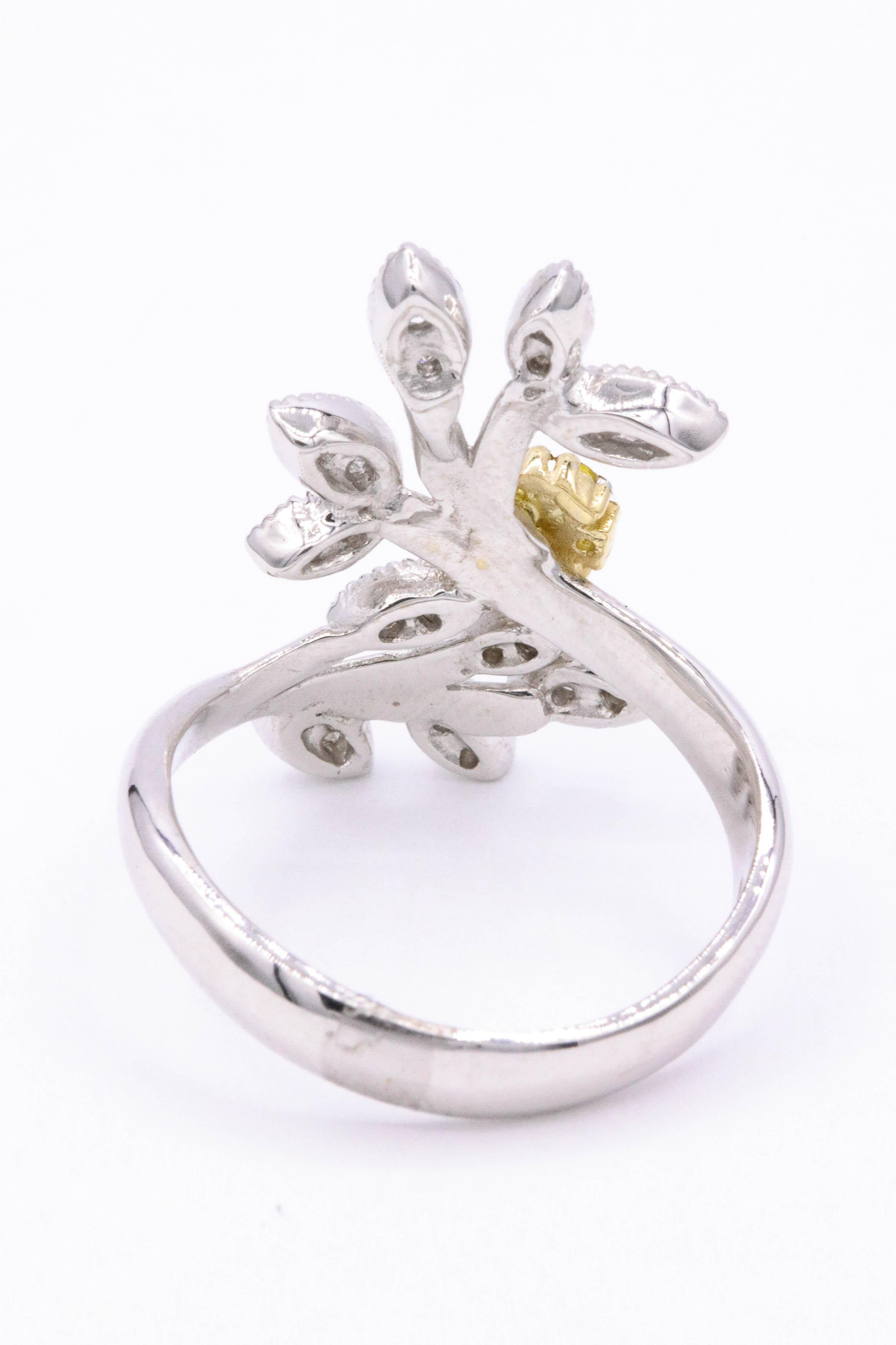 Italian Yellow Sapphires Diamond Floral Ring 0.29 Carat 18 Karat 1