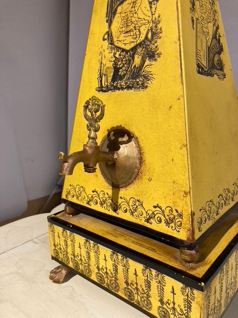 Italian Yellow Tole Obelisk Urn With Paw Feet In Good Condition For Sale In Stamford, CT