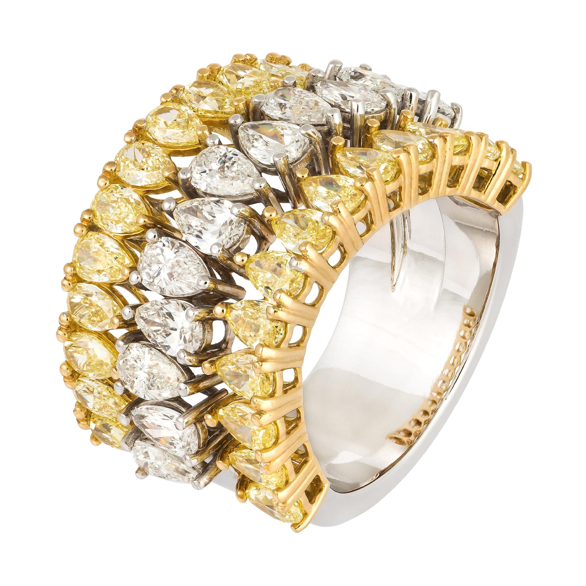 Italian Yellow White Diamond Yellow Gold Band 18K Ring for Her