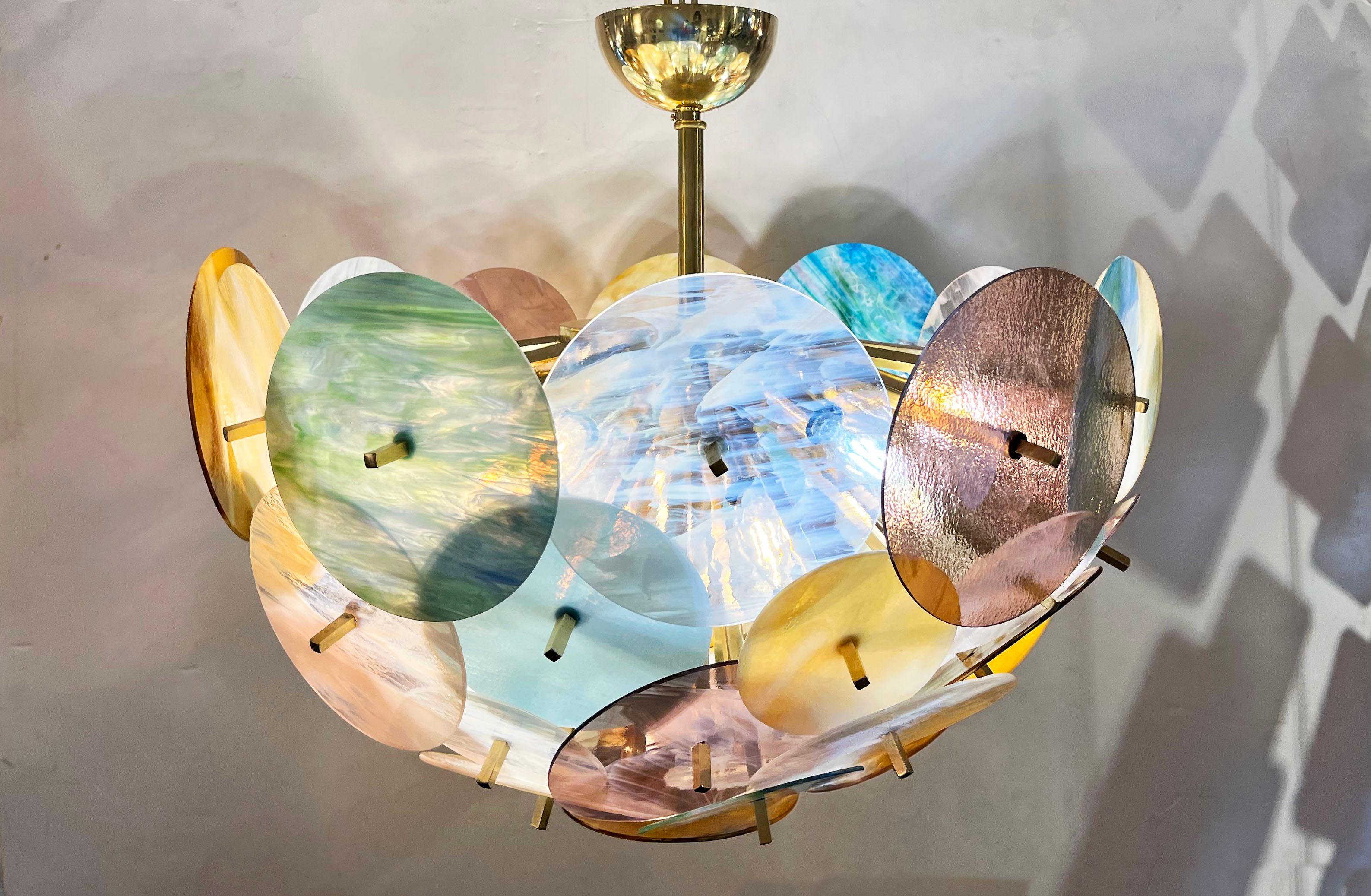 Italienischer Sputnik-Kronleuchter aus Muranoglas und Messing in Gelb, Weiß, Rosa und Aquablau mit Pastell im Angebot 10