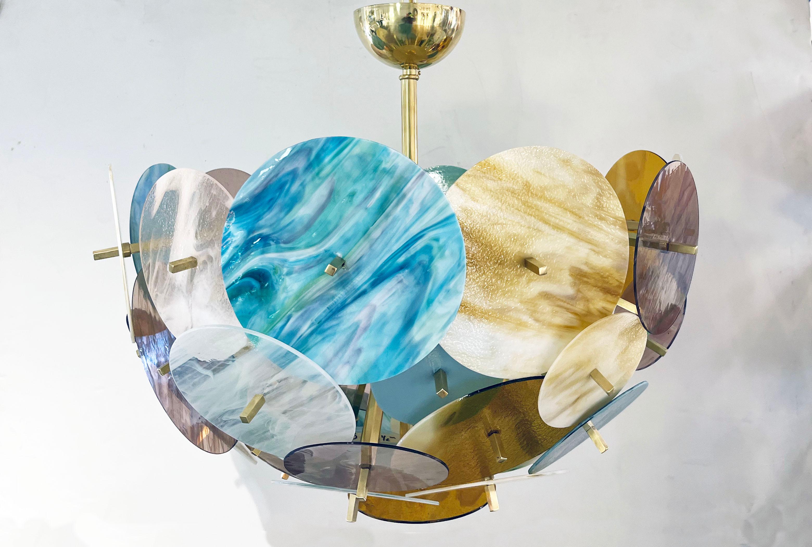 Italienischer Sputnik-Kronleuchter aus Muranoglas und Messing in Gelb, Weiß, Rosa und Aquablau mit Pastell (Handgefertigt) im Angebot