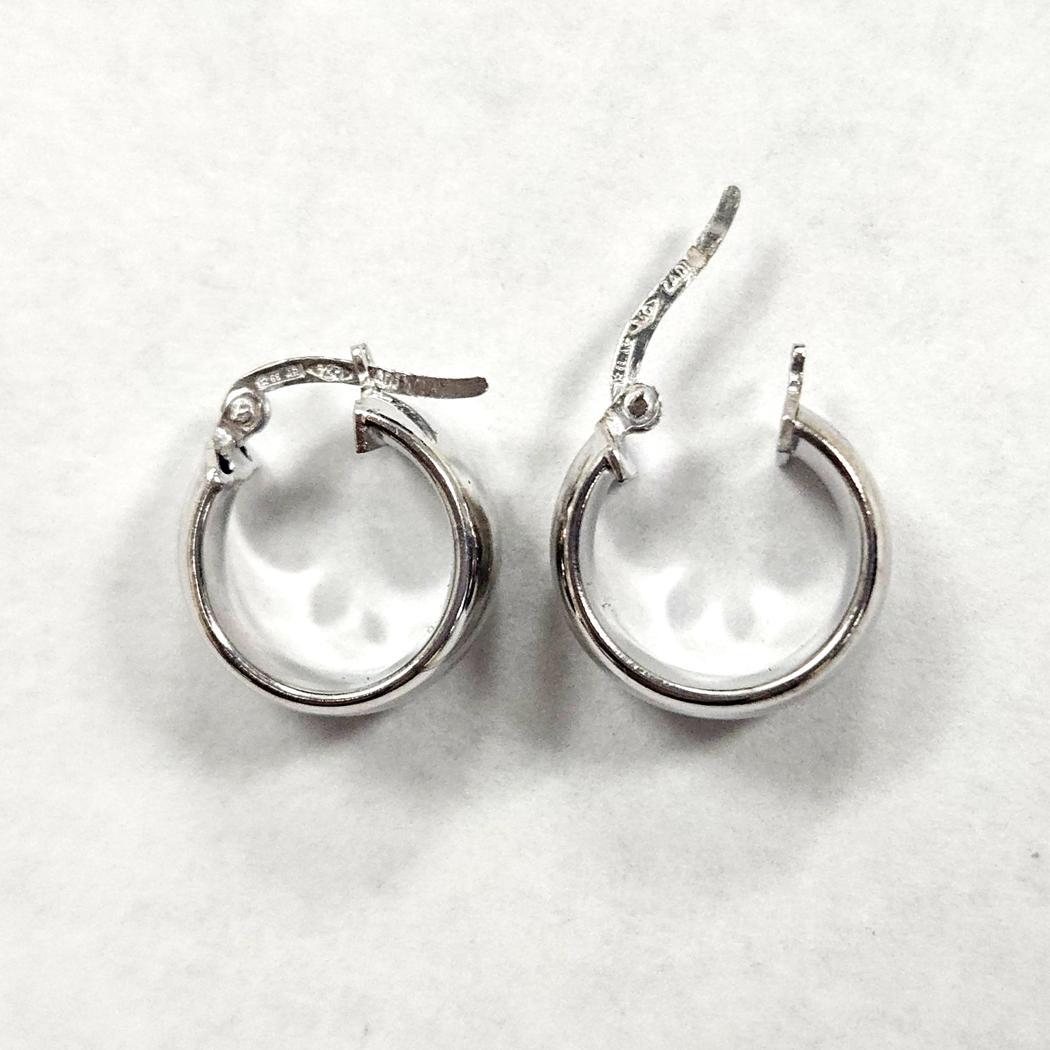 Orecchini a cerchio largo 