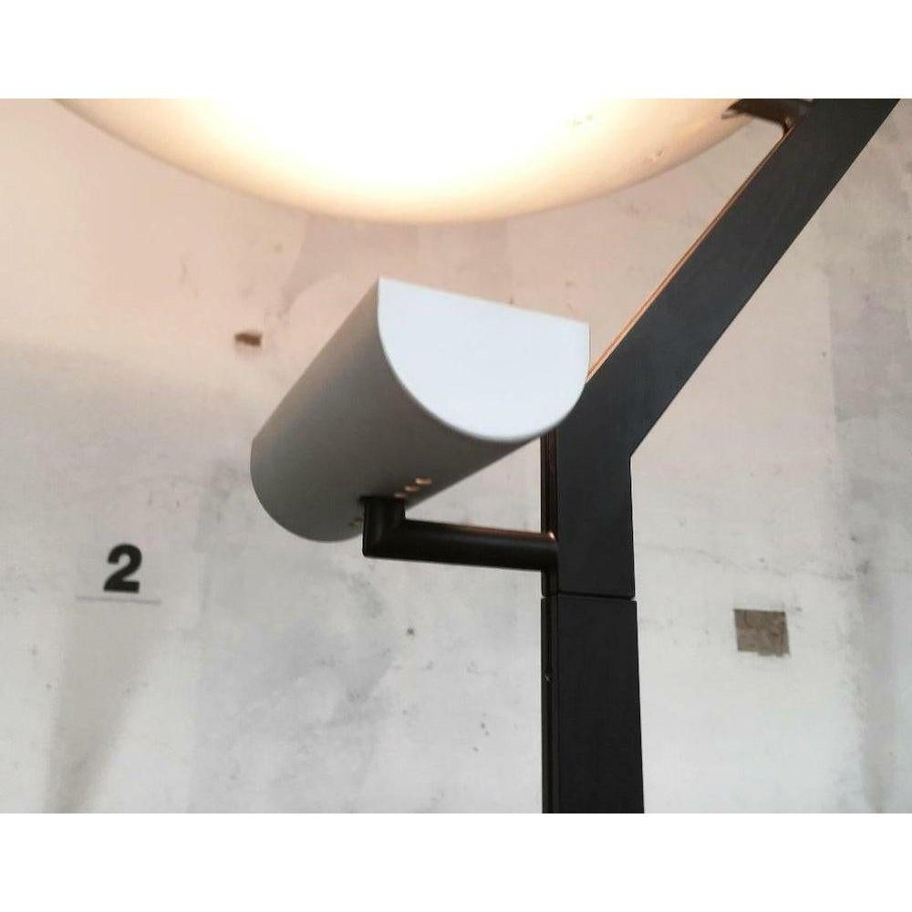 XX secolo Lampada da terra italiana Zen Terra di Ernesto Gismondi per Artemide, anni '80 in vendita