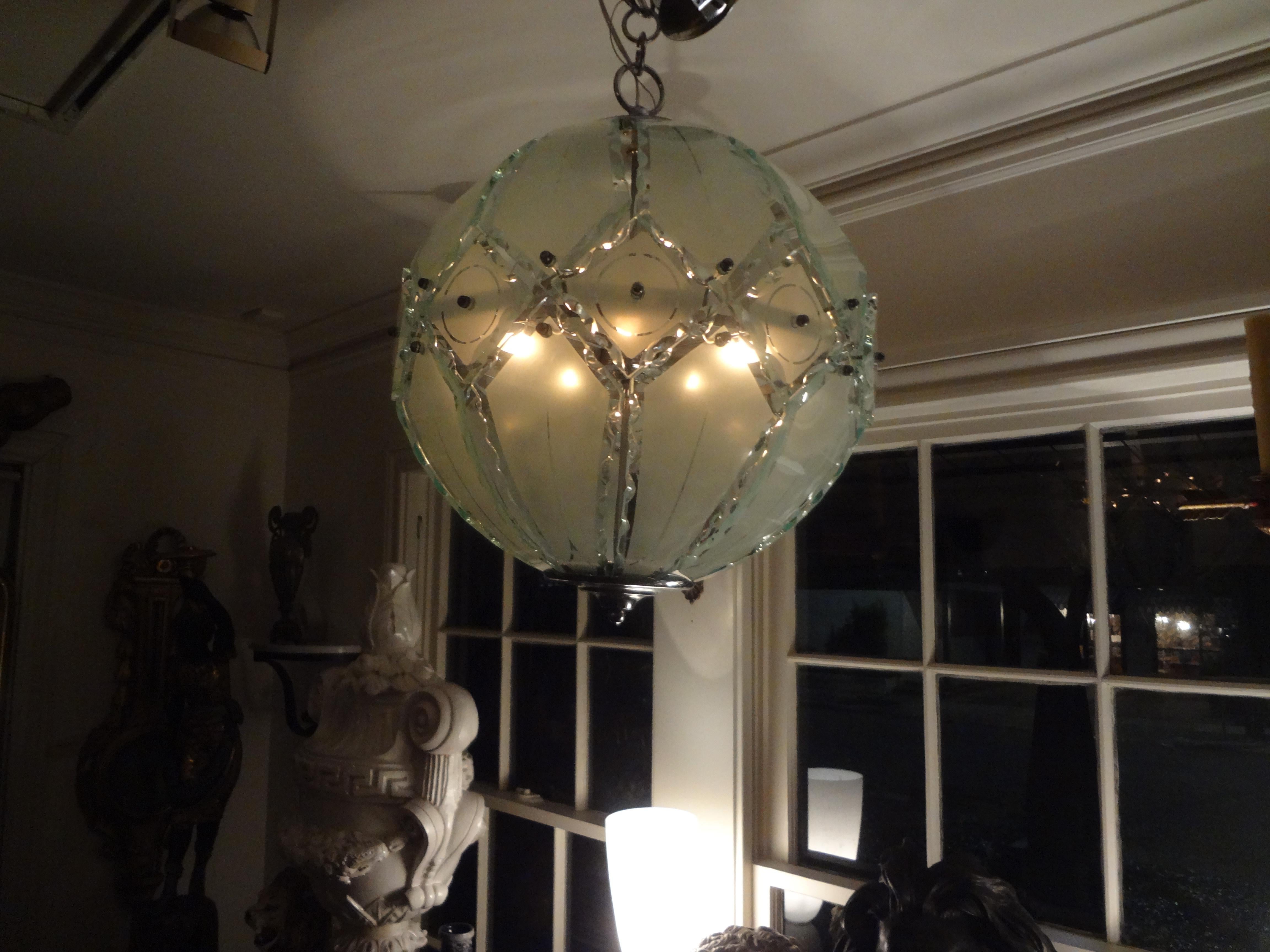 Dépoli Lustre ou pendentif italien en forme de sphère en verre dépoli Zero Quattro-Fontana Arte en vente