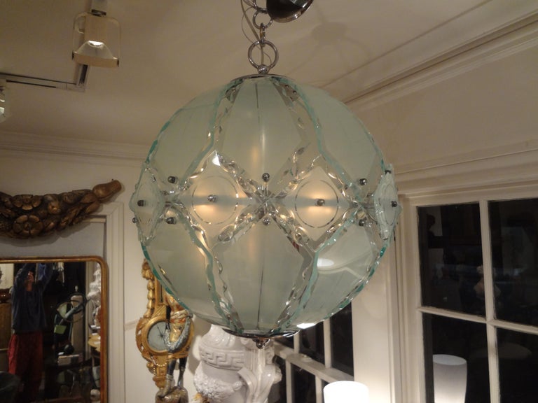 Italian Zero Quattro-Fontana Arte Frosted Glass Sphere Chandelier or Pendant For Sale 4