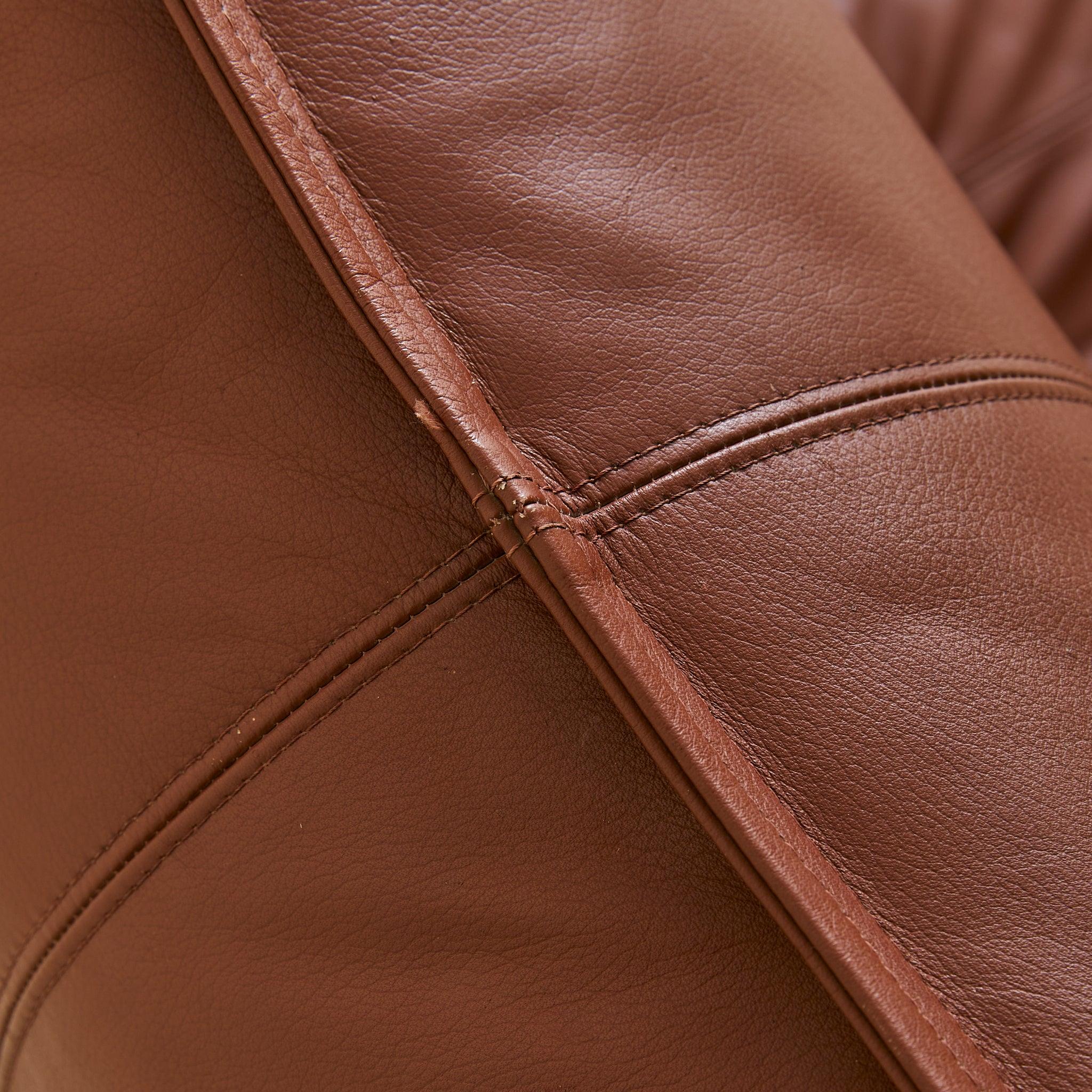 Italian ‘Zinzolo’ Lounge Chair in Leather by Vittorio Varo, 1970s - 2 Available en venta 2