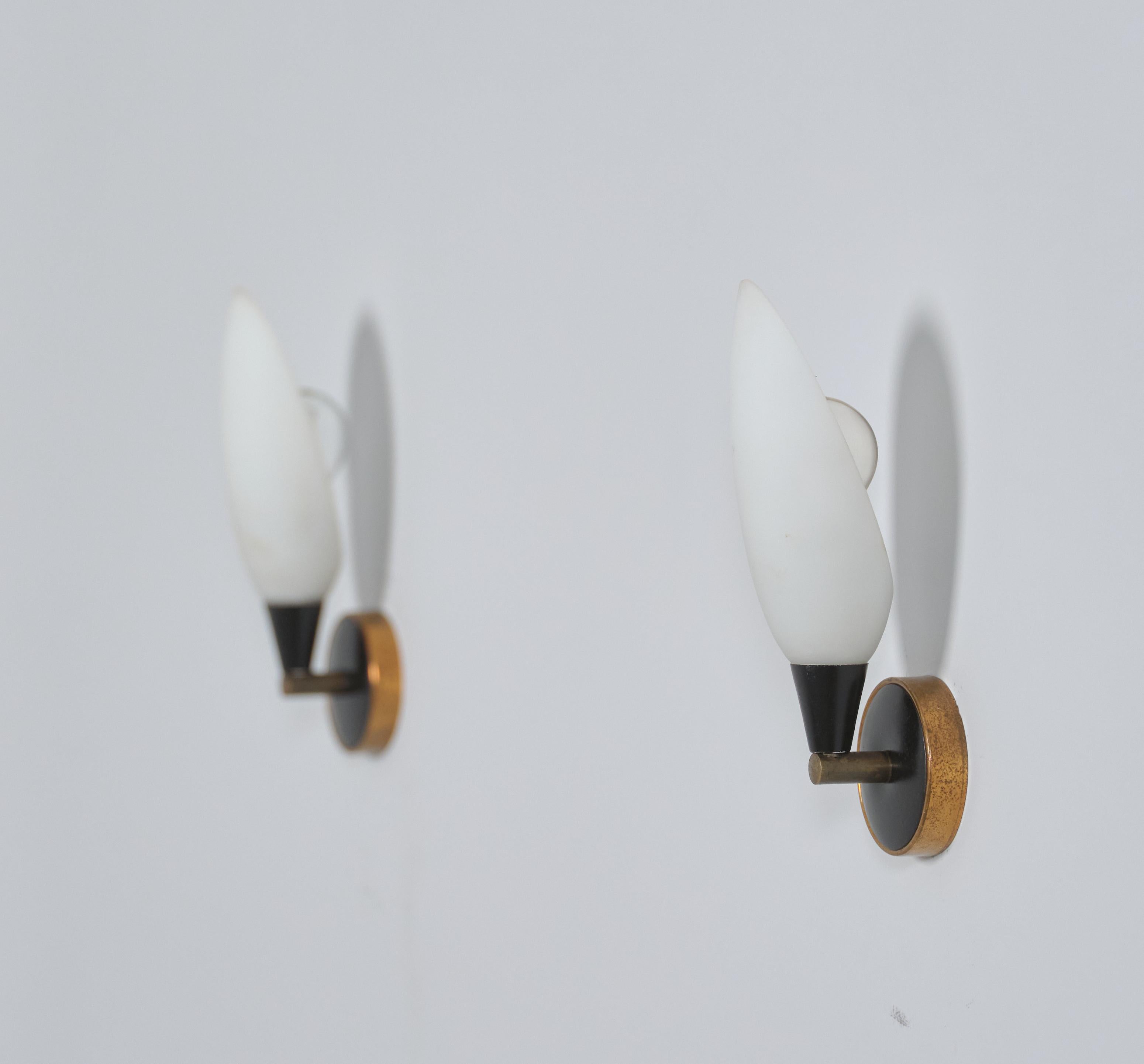 Mid-Century Modern Italian 1950s Wall Sconces - Pair of Modern Style Wall lamps