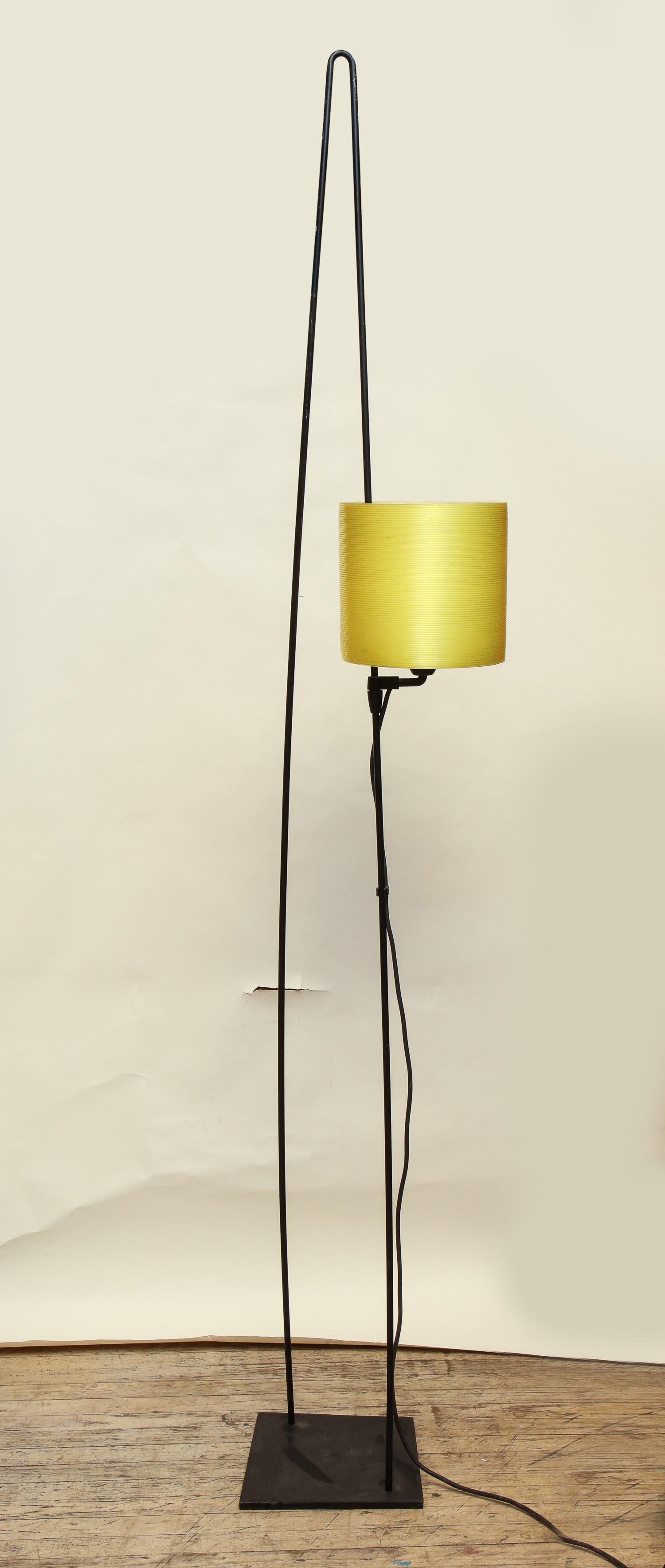 Italiana Luce Floor Lamp Mid-Century Modern Ion and Plexiglass, Italy, 1970 For Sale 4